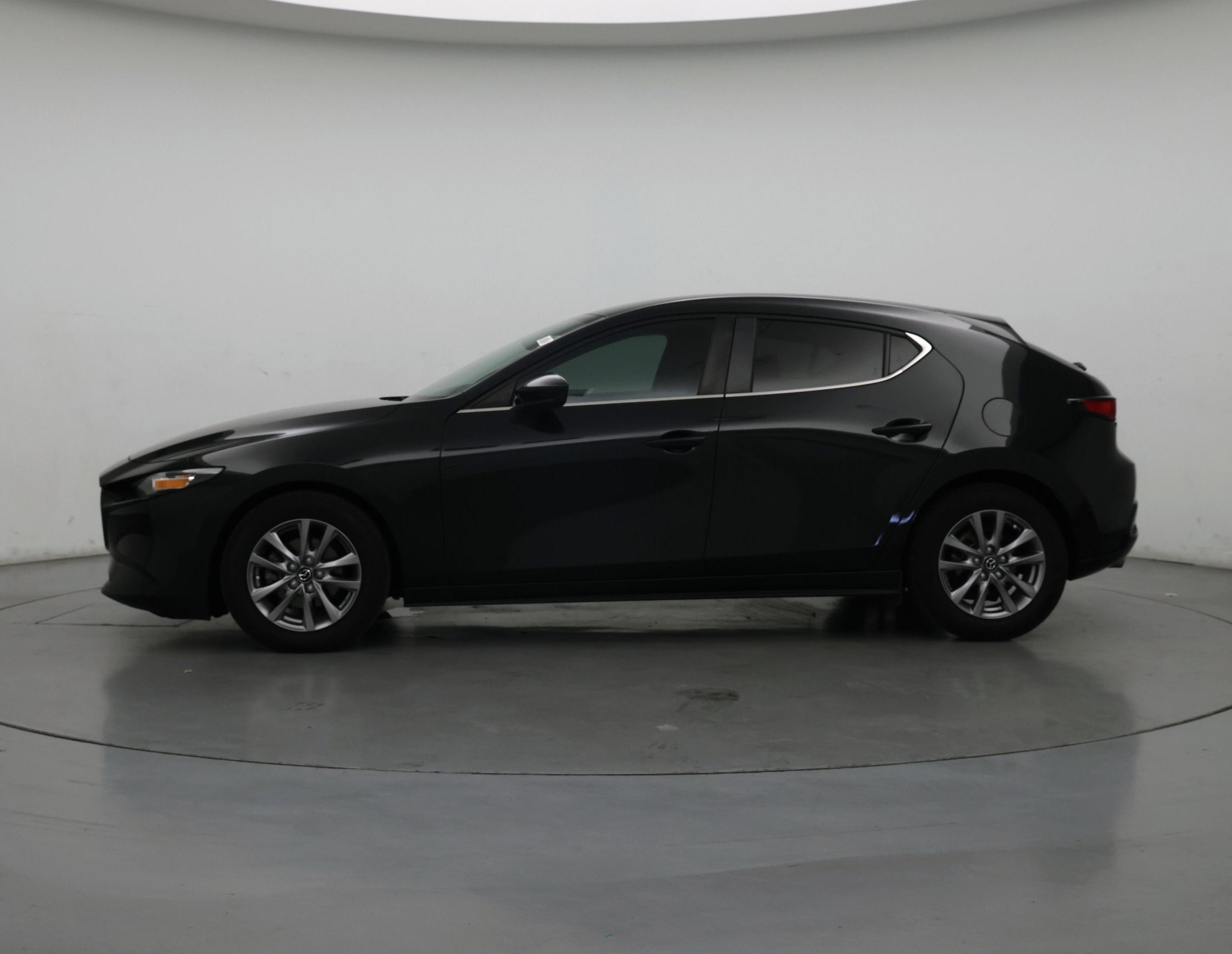 Thumbnail: 2022 Mazda Mazda3 - 3