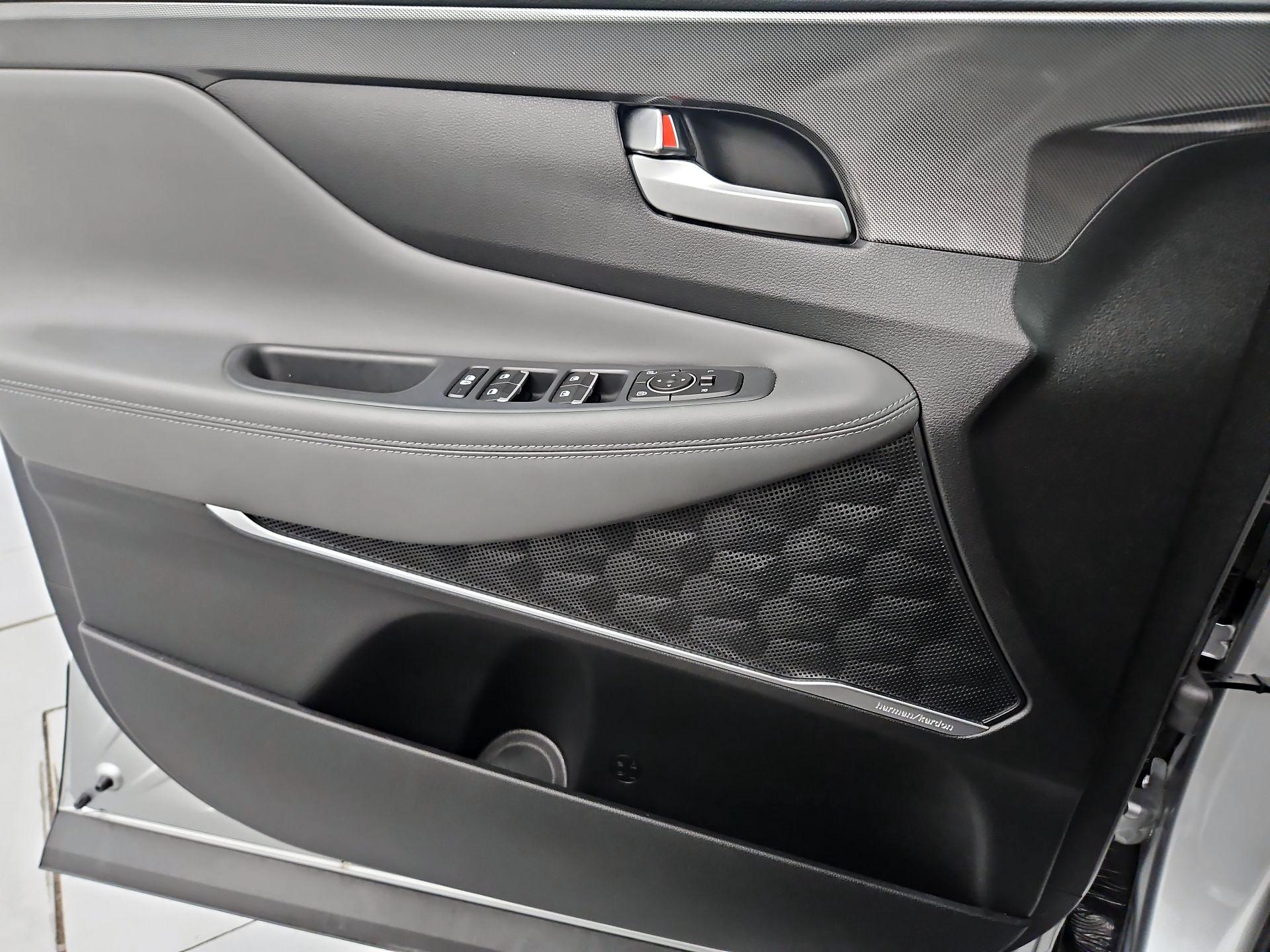 Thumbnail: 2023 Hyundai Santa Fe - 12