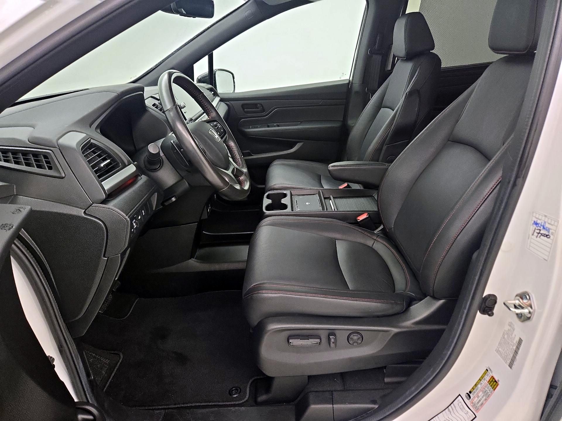 Thumbnail: 2025 Honda Odyssey - 11