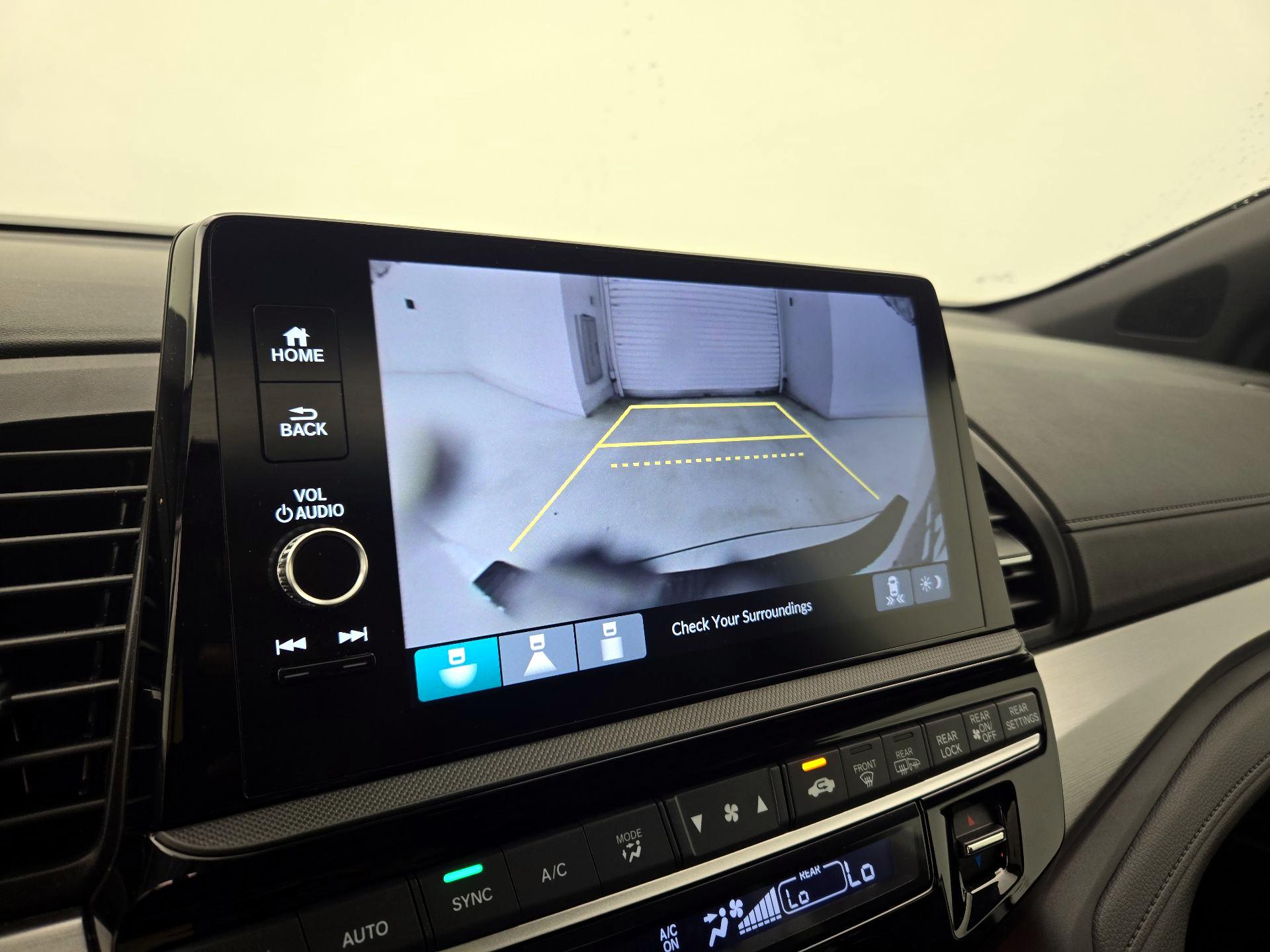 Thumbnail: 2025 Honda Odyssey - 14