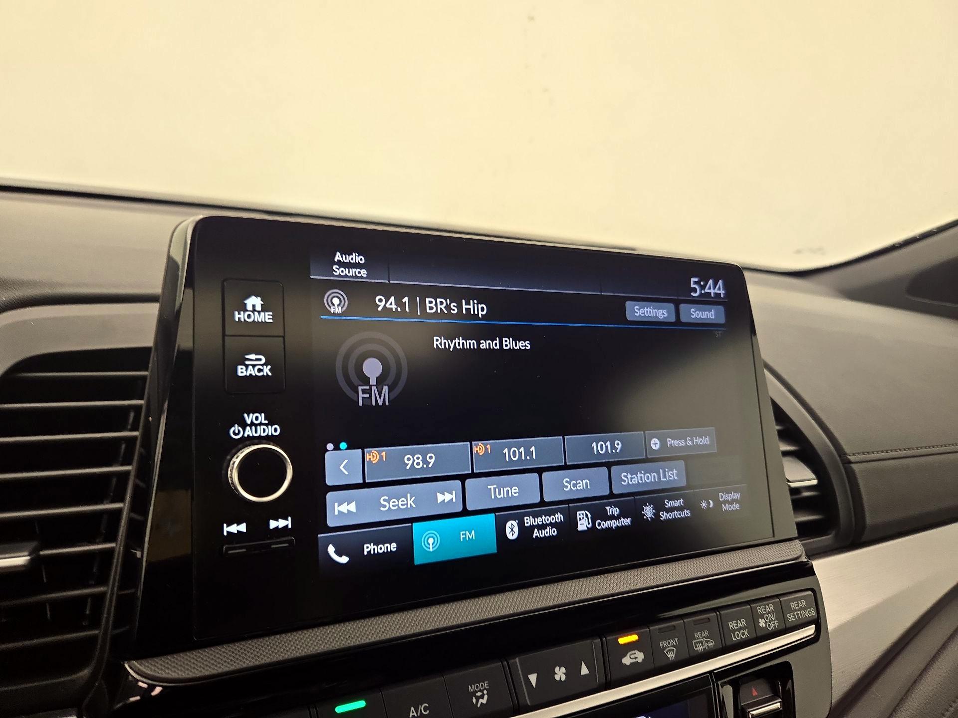 Thumbnail: 2025 Honda Odyssey - 15
