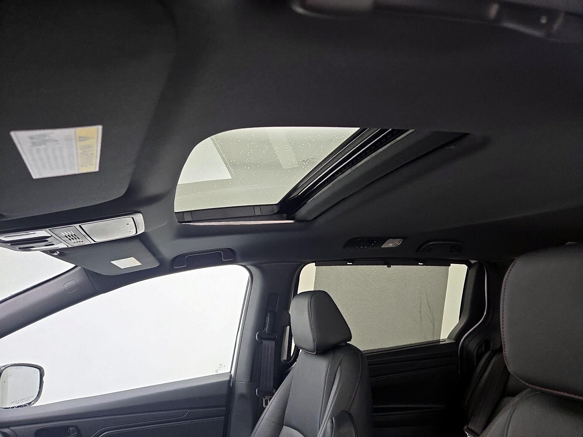 Thumbnail: 2025 Honda Odyssey - 19