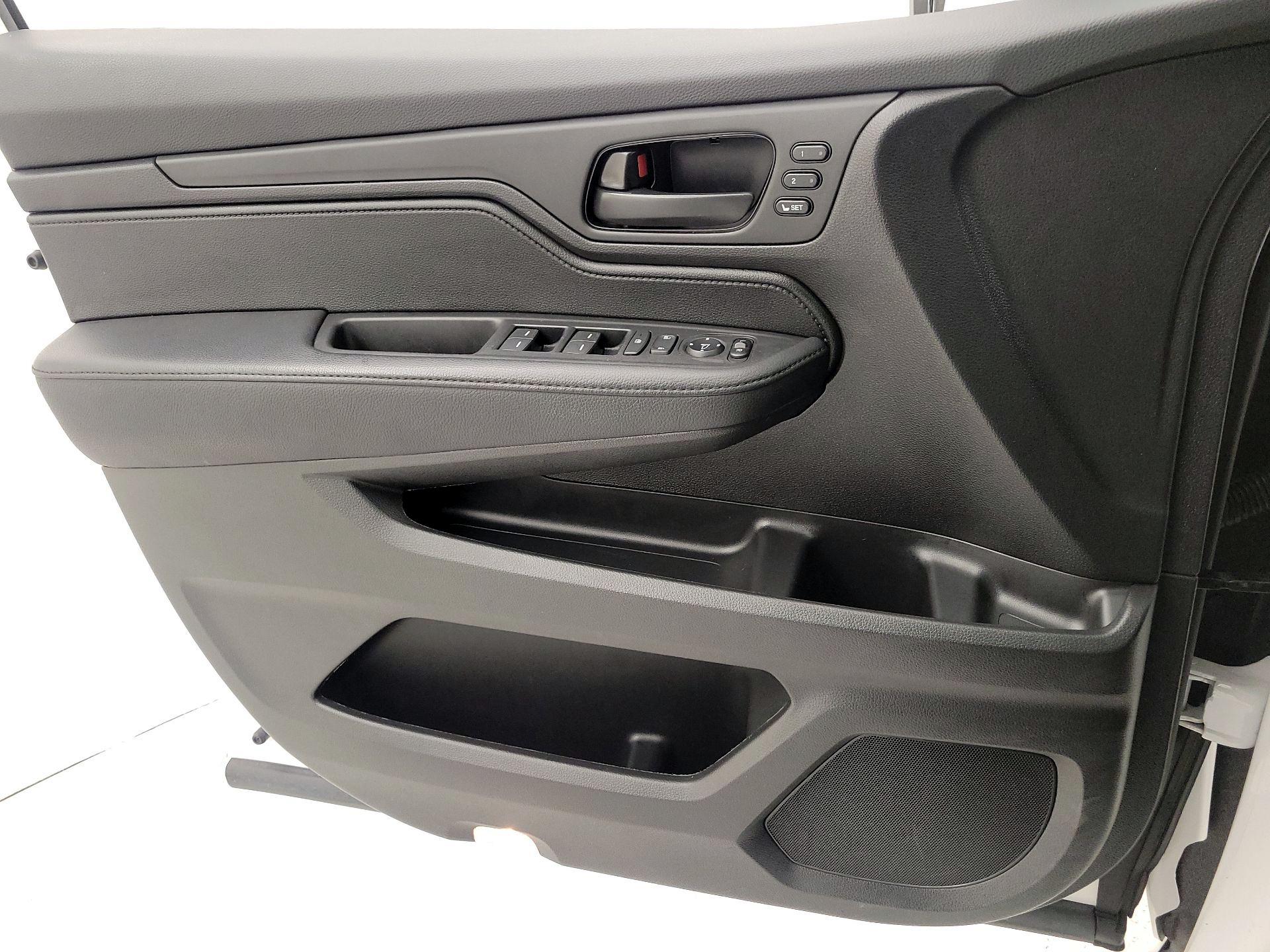 Thumbnail: 2025 Honda Odyssey - 12