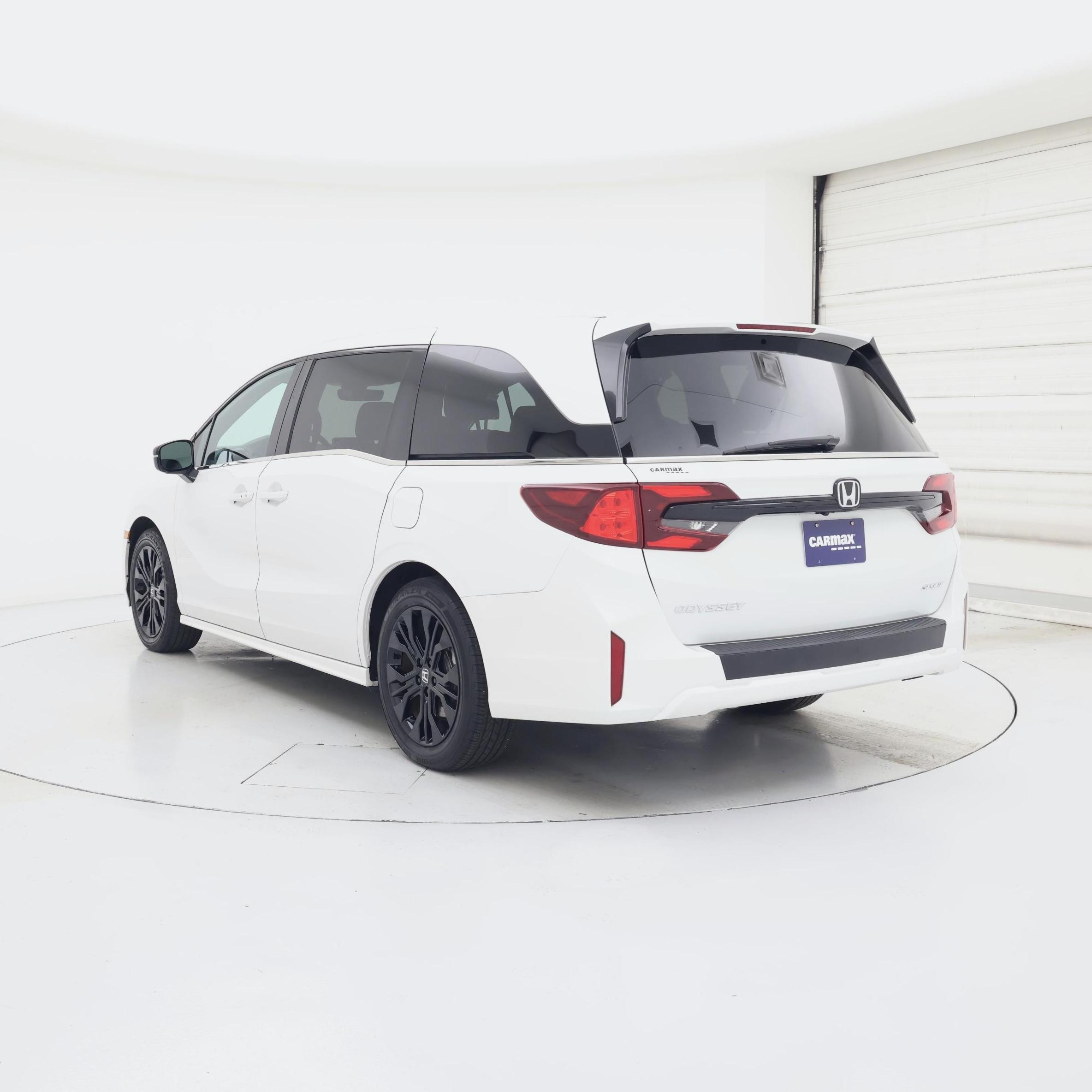 Thumbnail: 2025 Honda Odyssey - 2