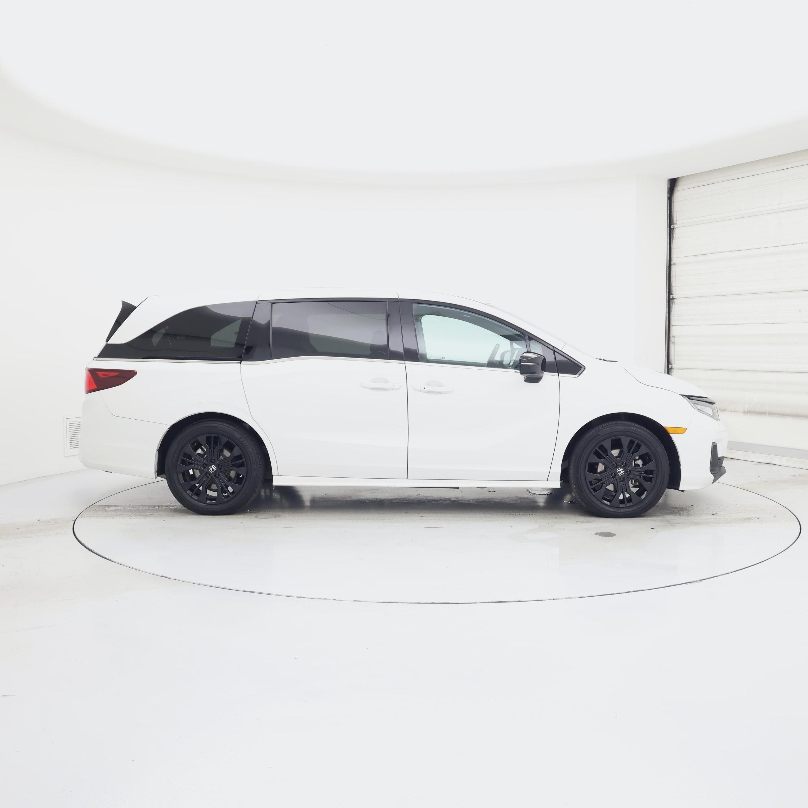 Thumbnail: 2025 Honda Odyssey - 7