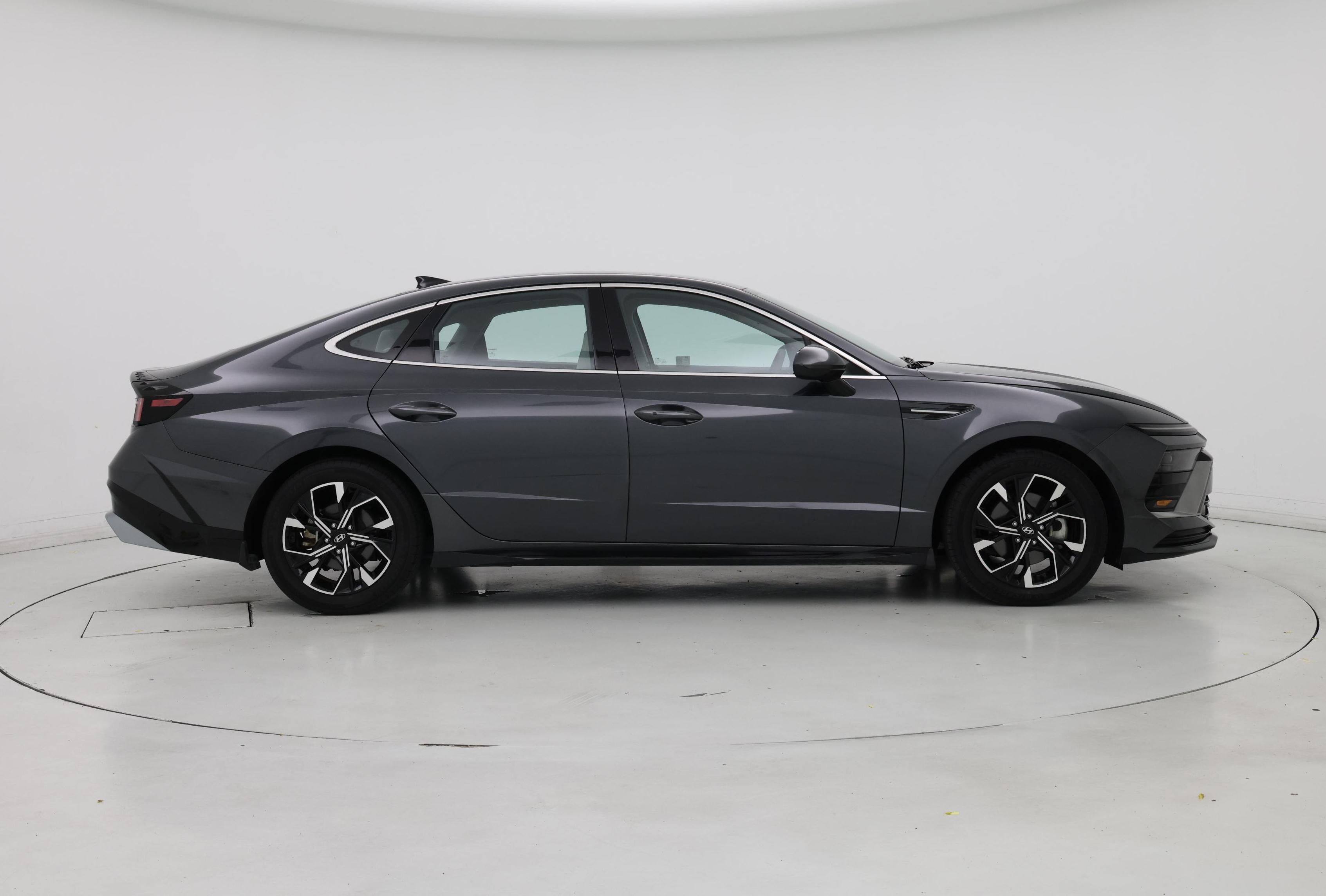 Thumbnail: 2024 Hyundai Sonata - 7