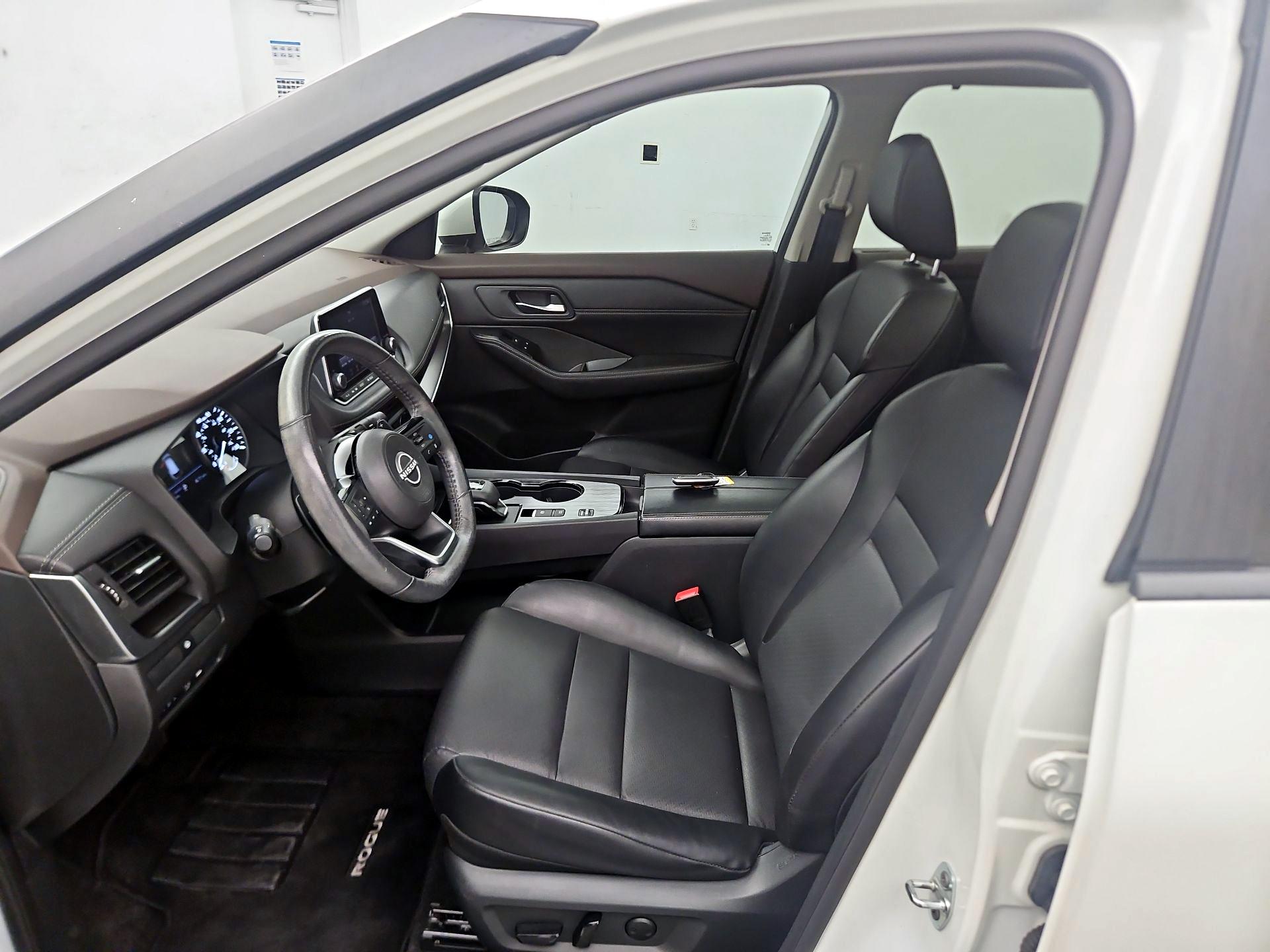 Thumbnail: 2023 Nissan Rogue - 9