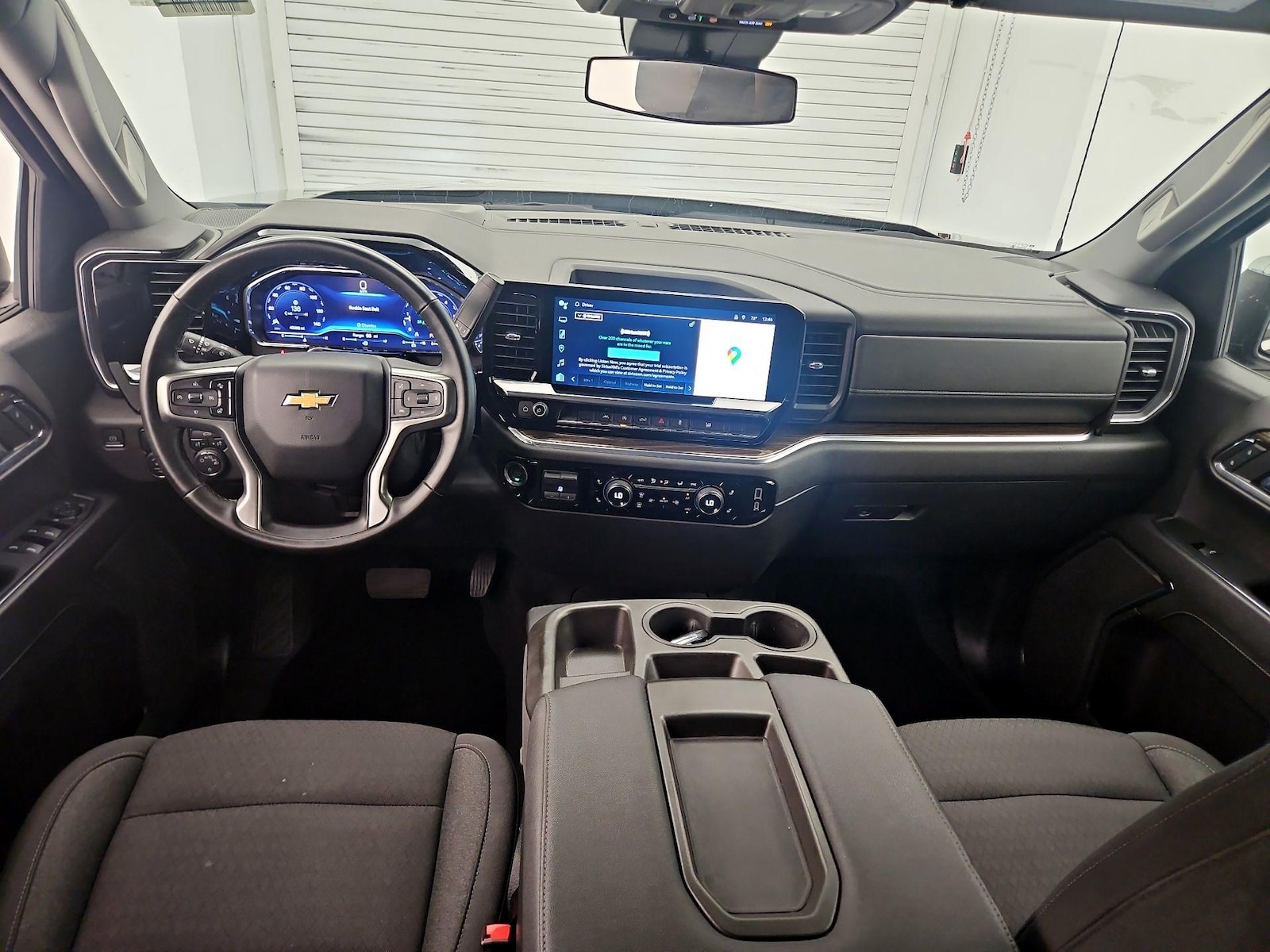 2023 Chevrolet Silverado 1500 LT - Photo 10
