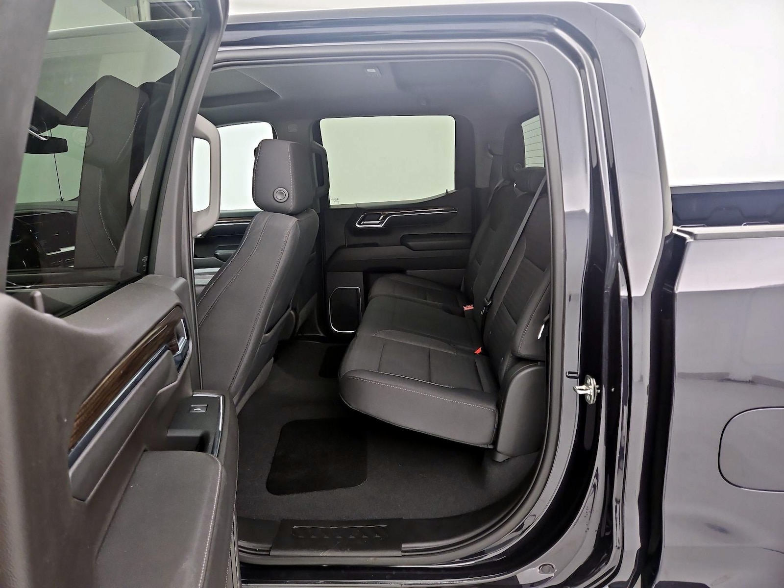 2023 Chevrolet Silverado 1500 LT - Photo 20