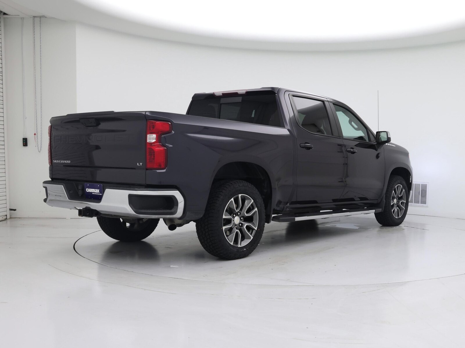 2023 Chevrolet Silverado 1500 LT - Photo 9