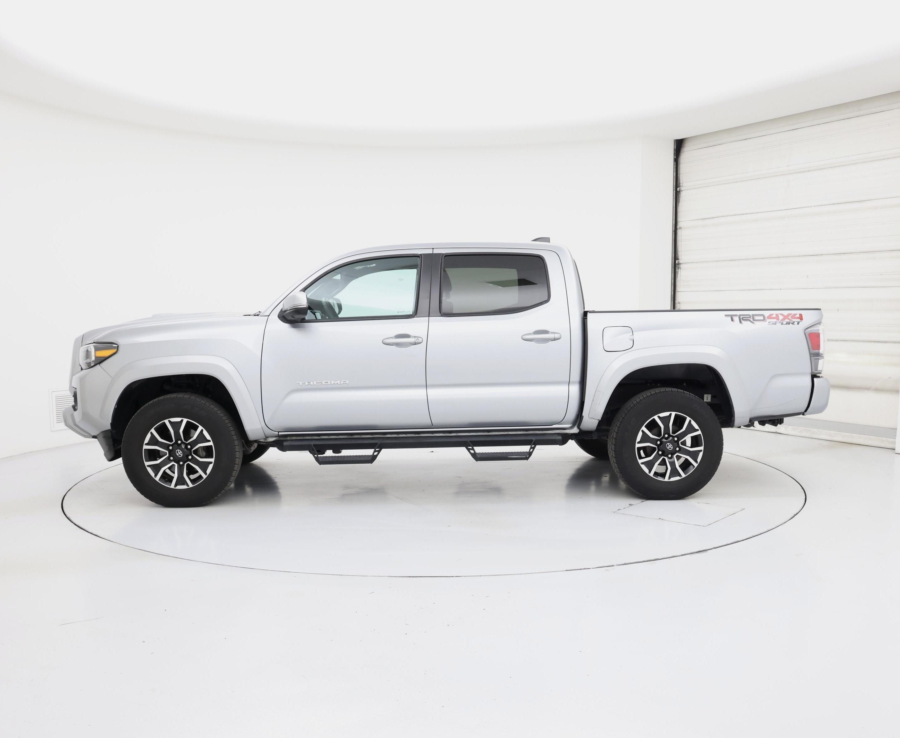 Thumbnail: 2023 Toyota Tacoma - 3