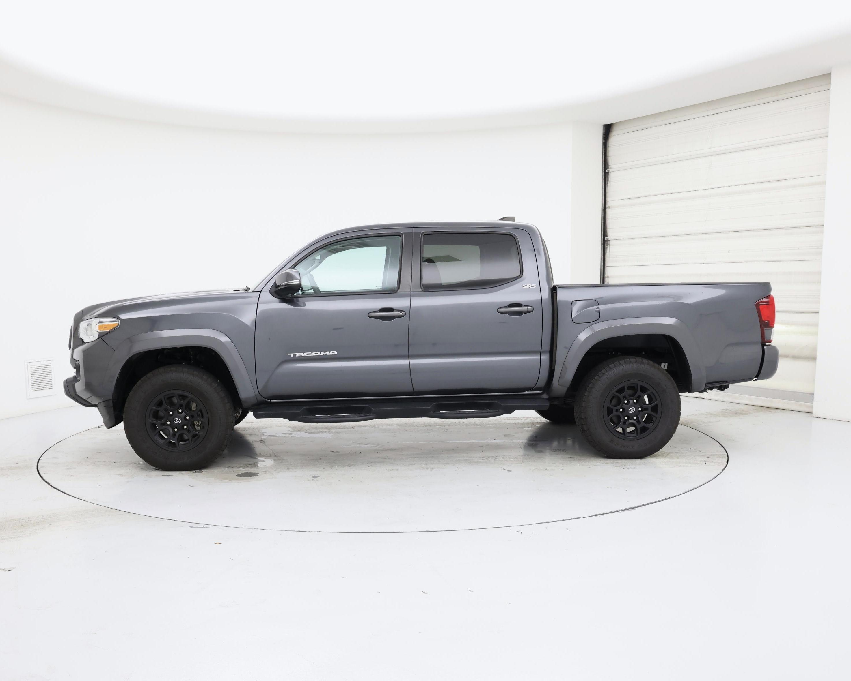 Thumbnail: 2022 Toyota Tacoma - 3