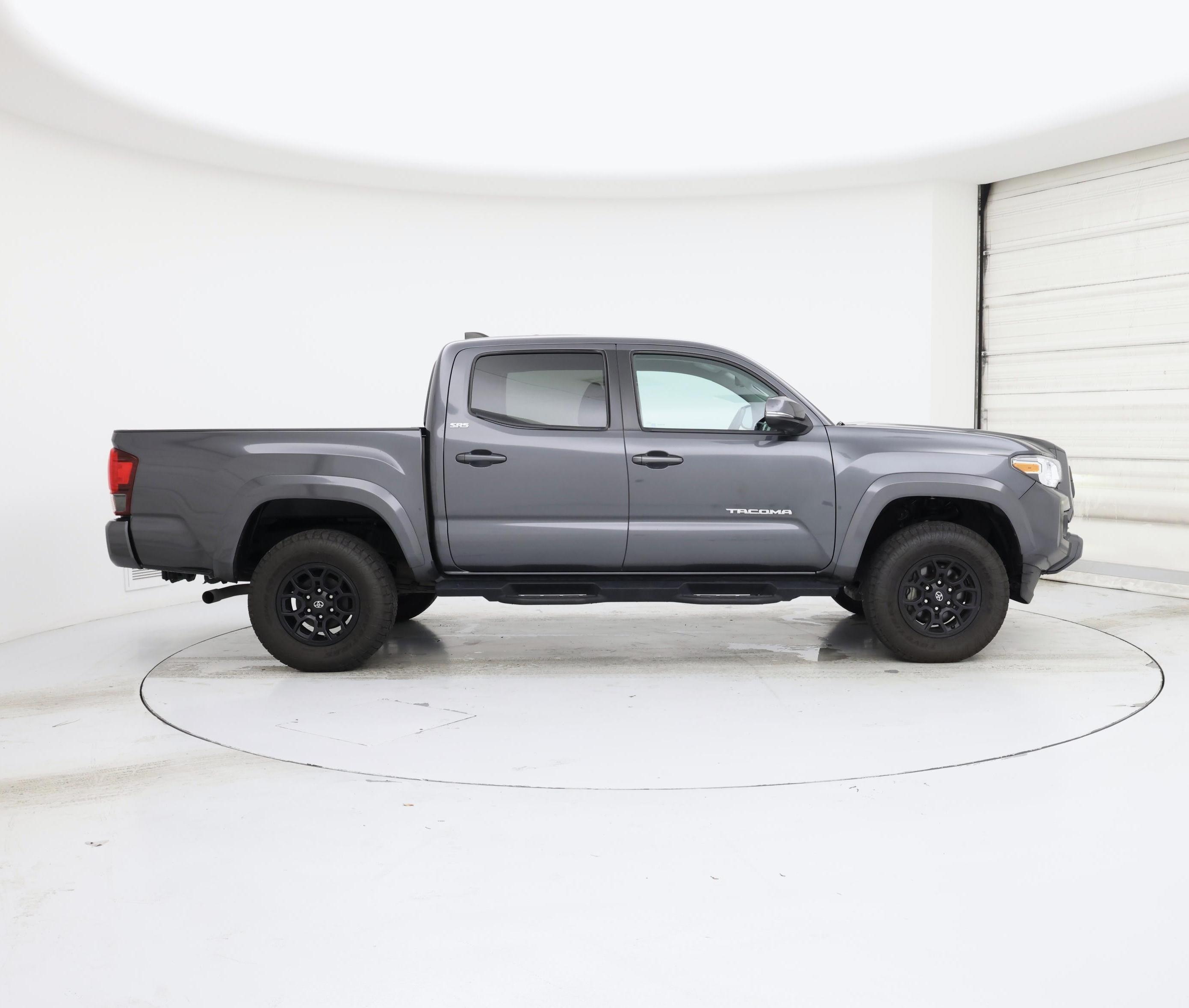 Thumbnail: 2022 Toyota Tacoma - 7