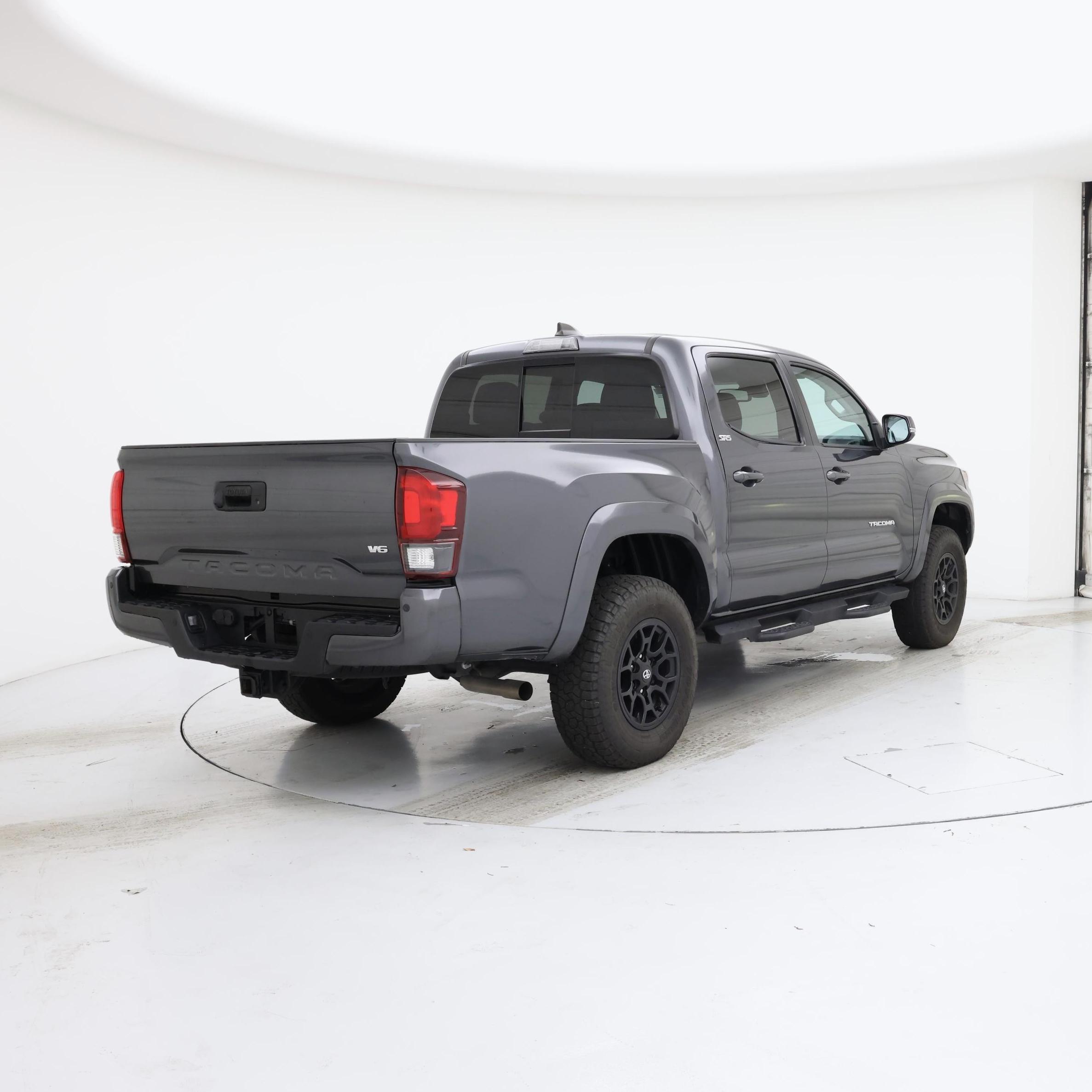 Thumbnail: 2022 Toyota Tacoma - 8