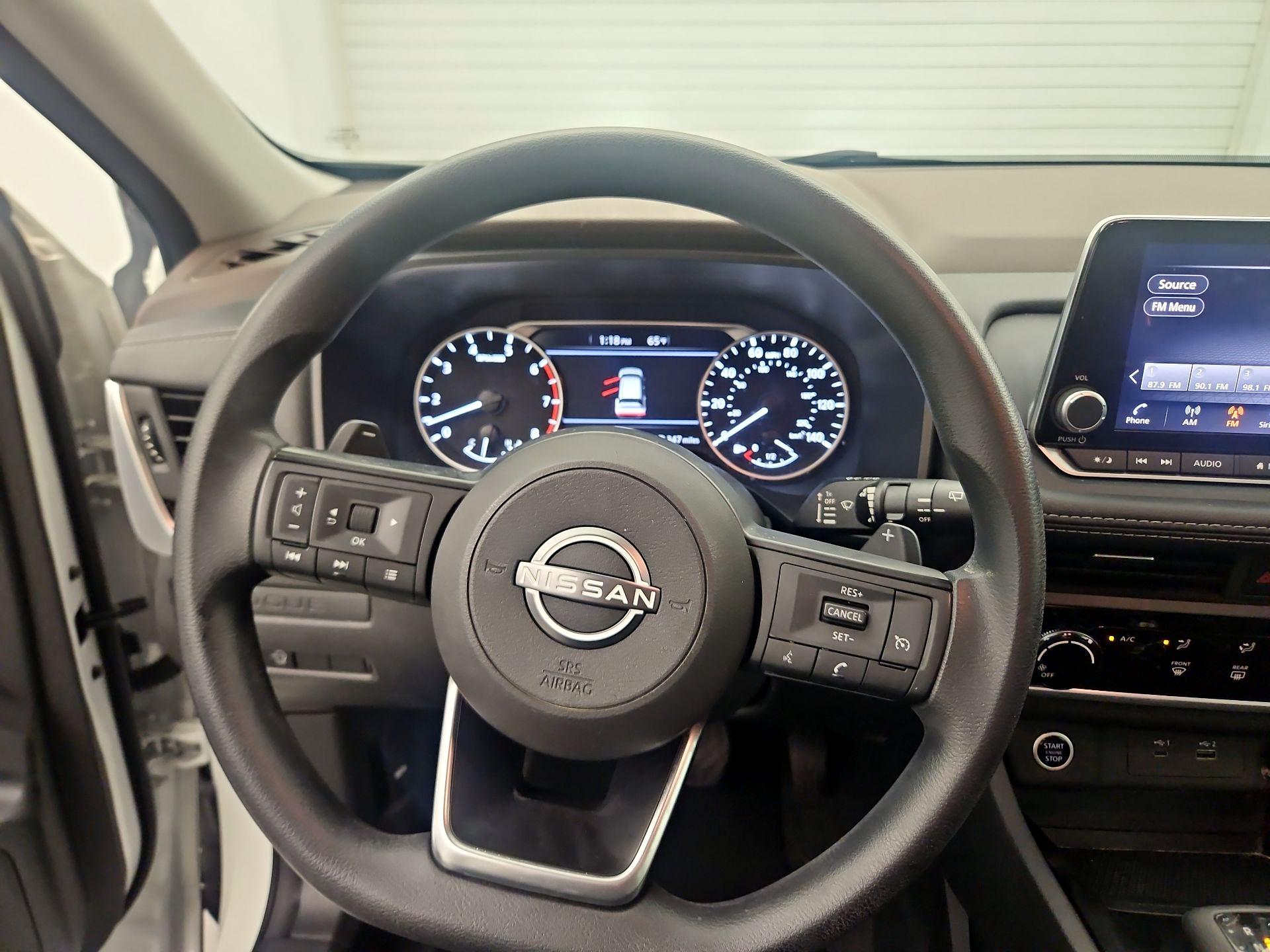 Thumbnail: 2023 Nissan Rogue - 10