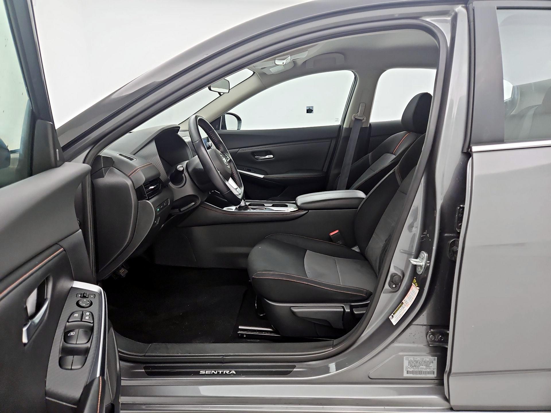 Thumbnail: 2021 Nissan Sentra - 11