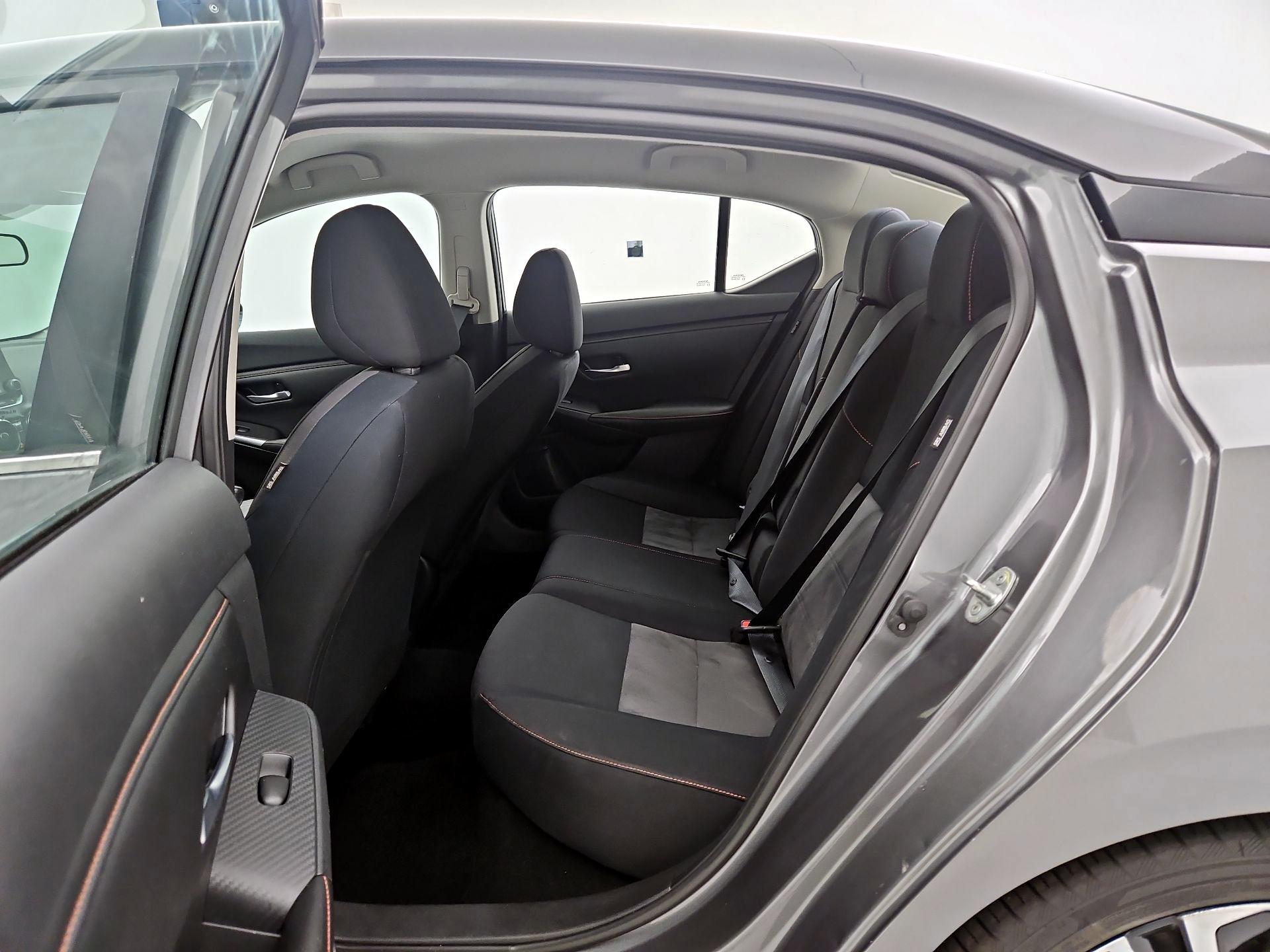 Thumbnail: 2021 Nissan Sentra - 19