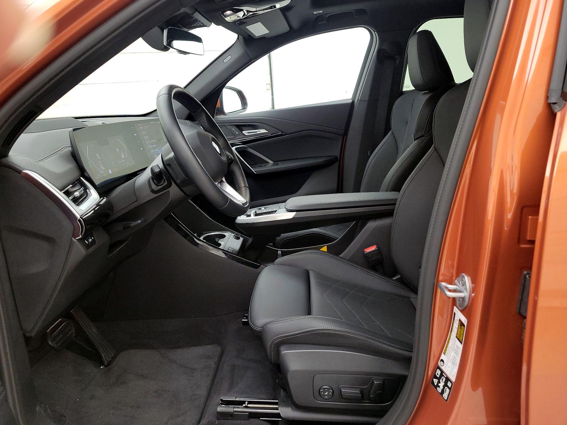 Thumbnail: 2025 BMW X2 - 11