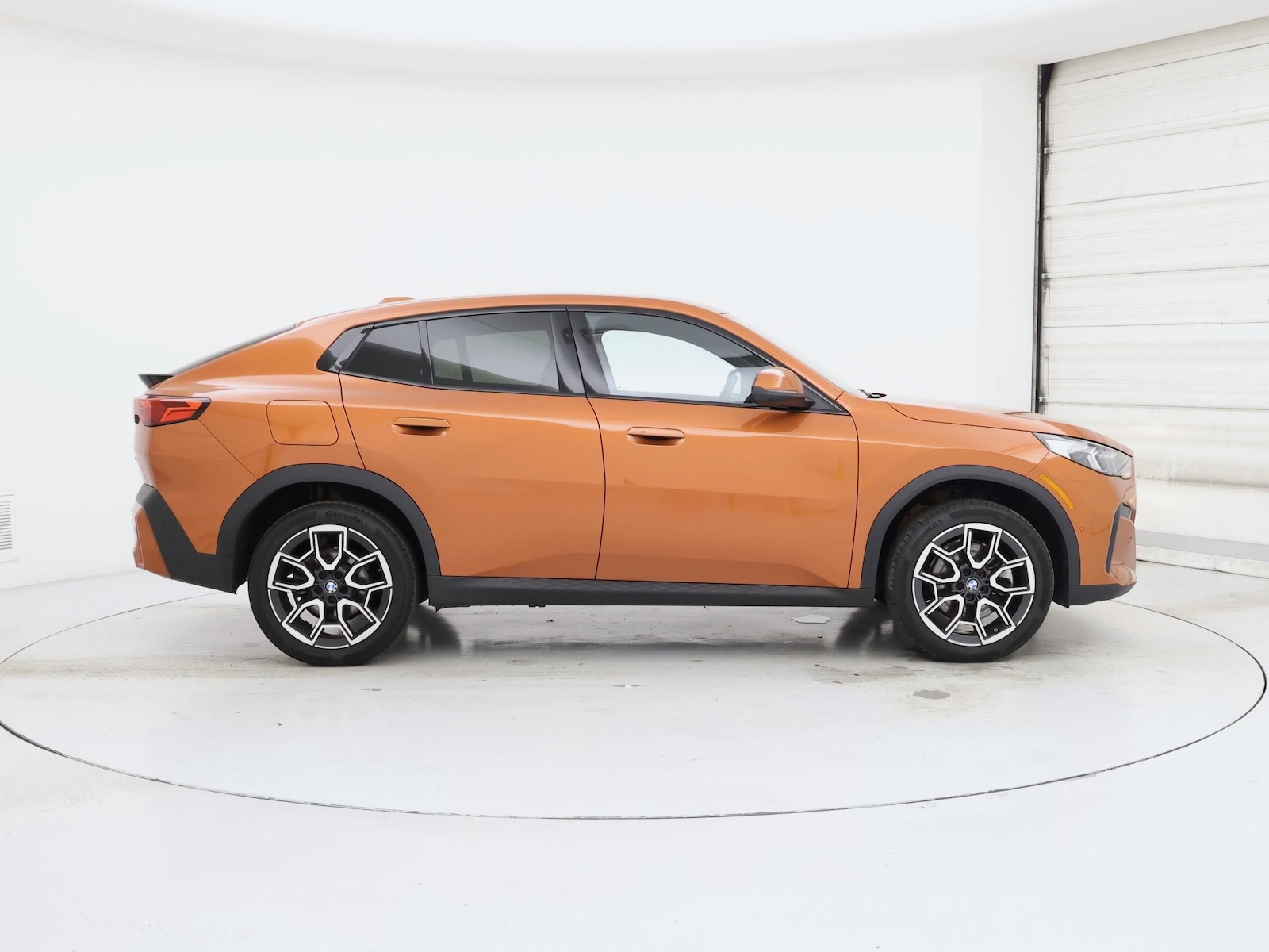2025 BMW X2 28i - Photo 8