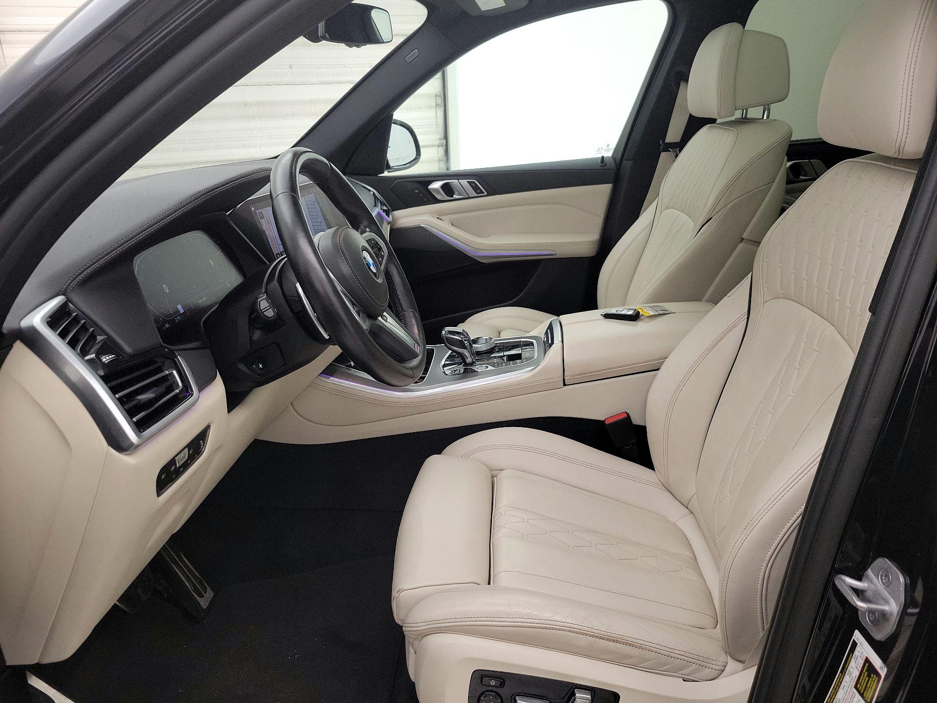 Thumbnail: 2021 BMW X5 - 11