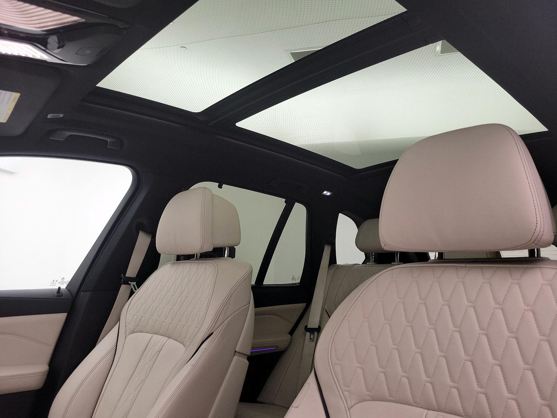 Thumbnail: 2021 BMW X5 - 20