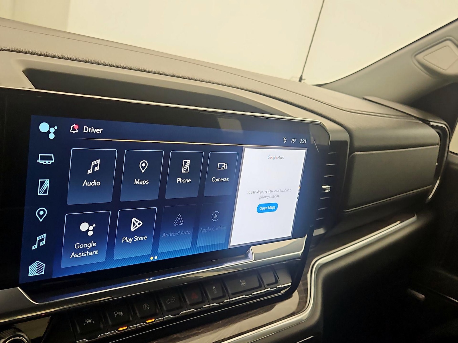 2025 Chevrolet Silverado 1500 LTZ - Photo 16