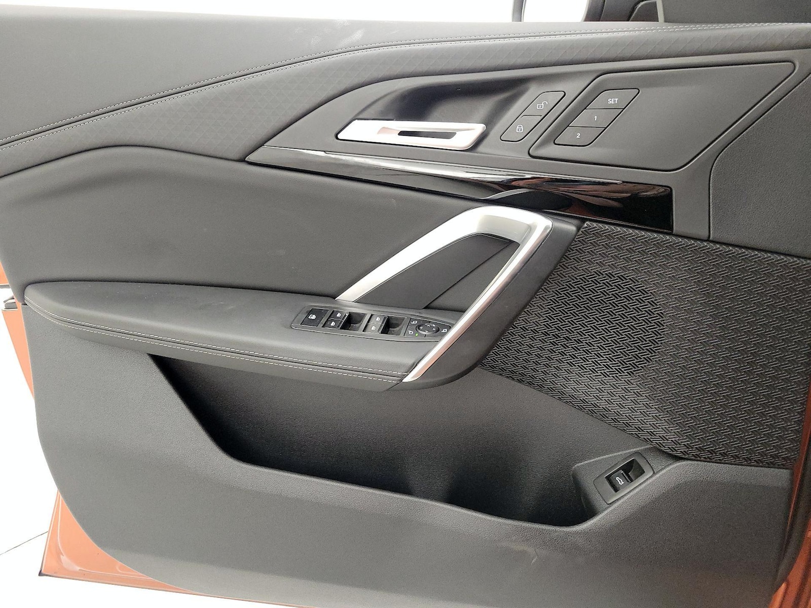 2025 BMW X2 28i - Photo 13
