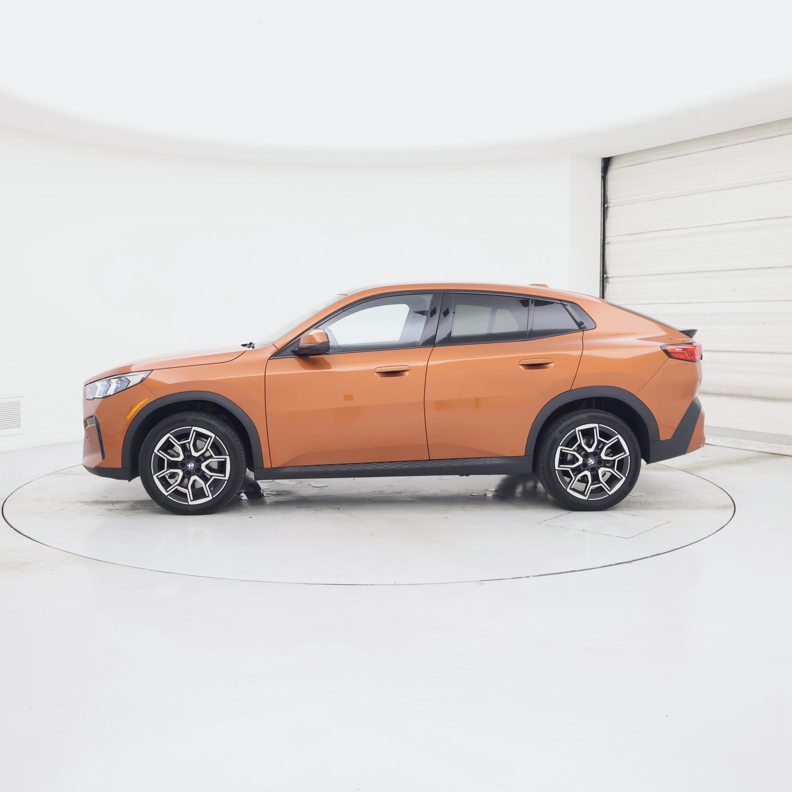 Thumbnail: 2025 BMW X2 - 3
