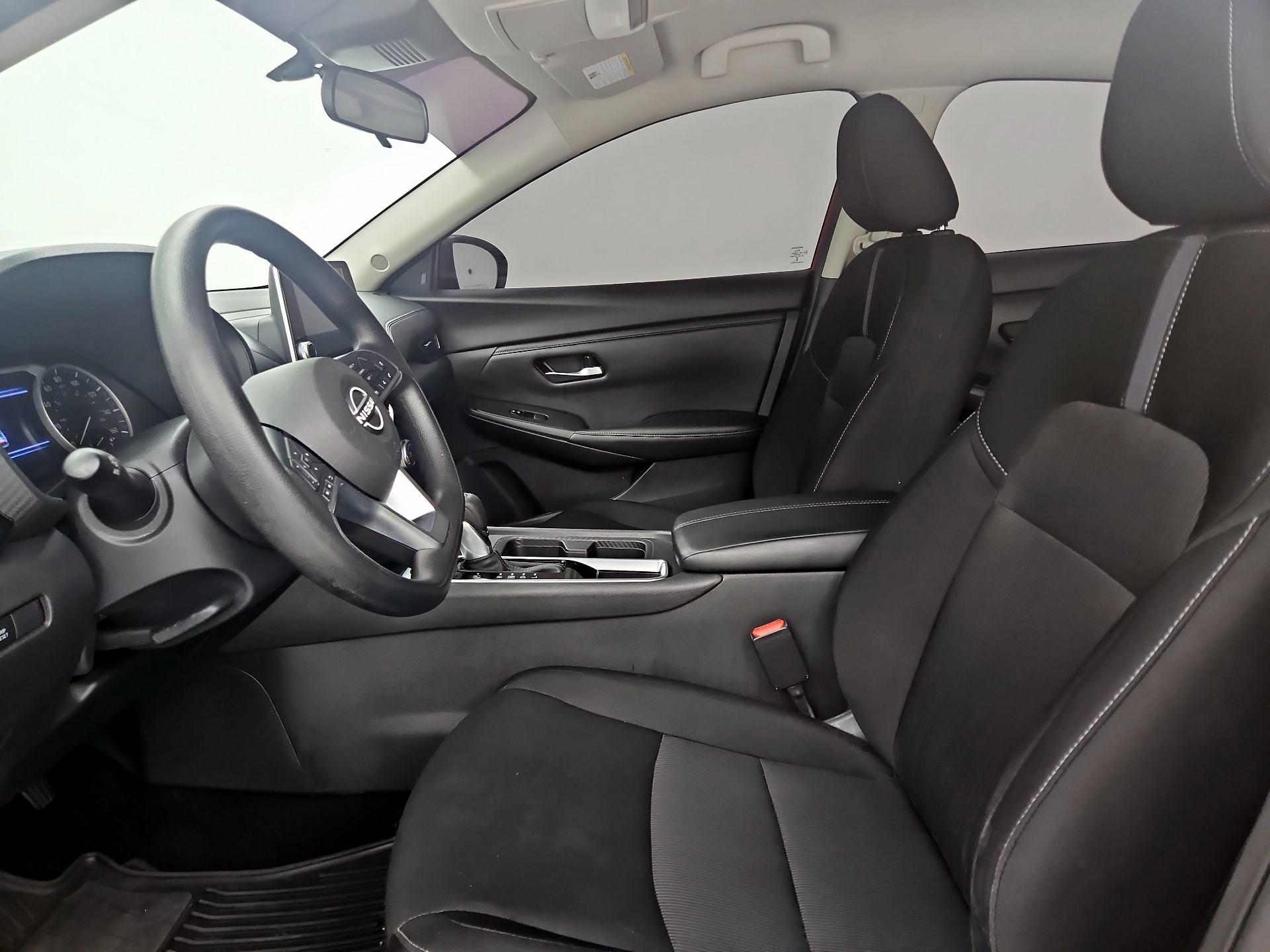 Thumbnail: 2025 Nissan Sentra - 9