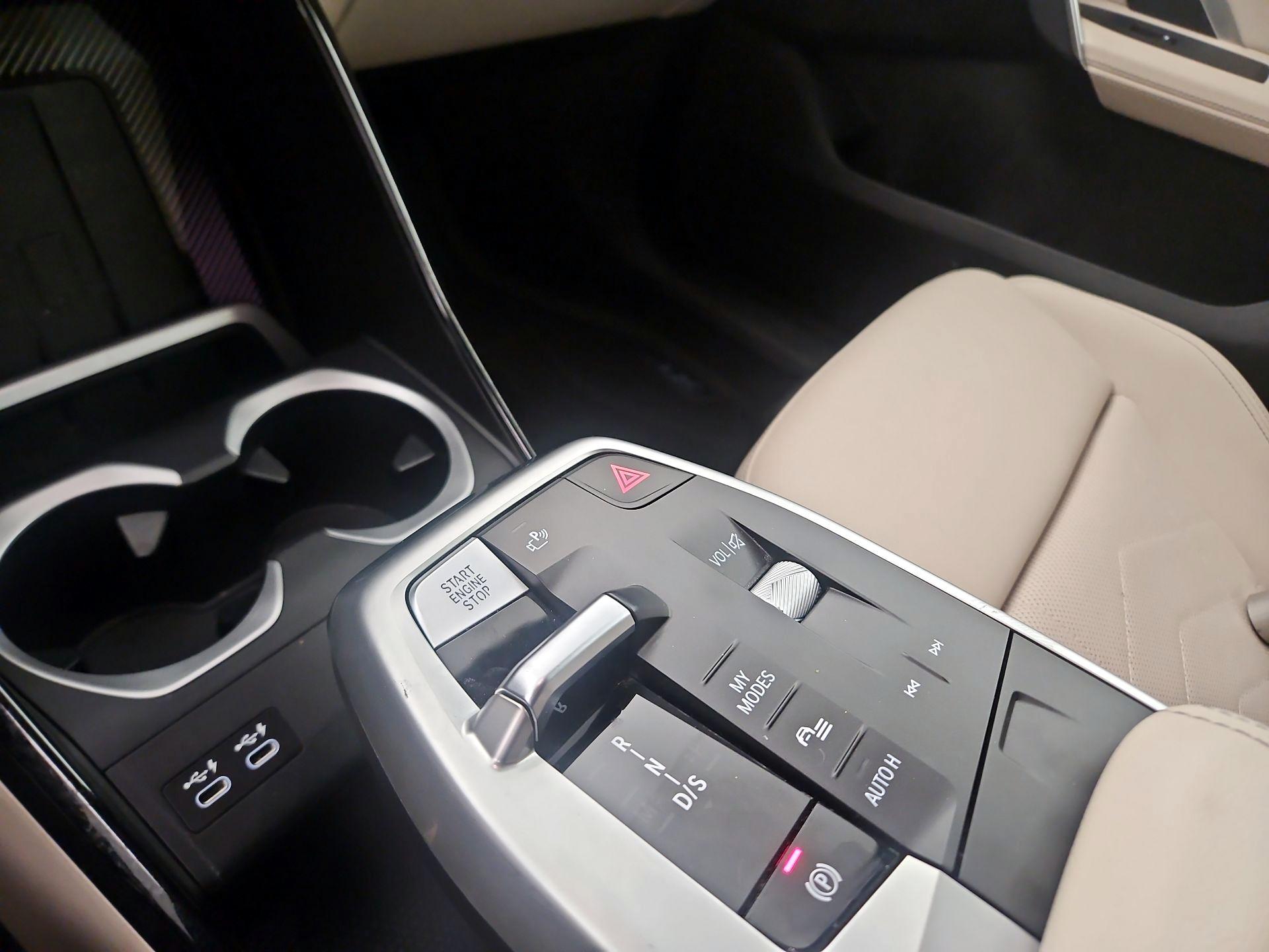 Thumbnail: 2023 BMW X1 - 17