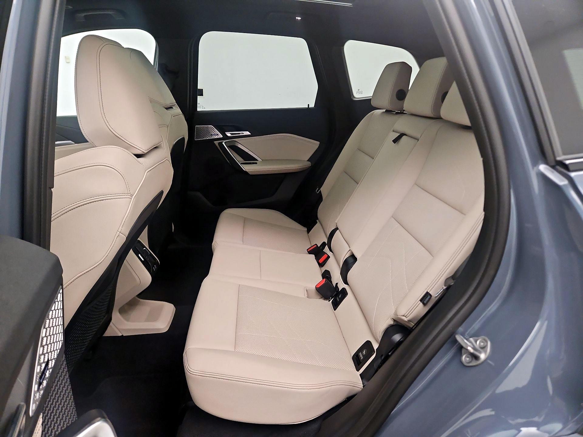 Thumbnail: 2023 BMW X1 - 19