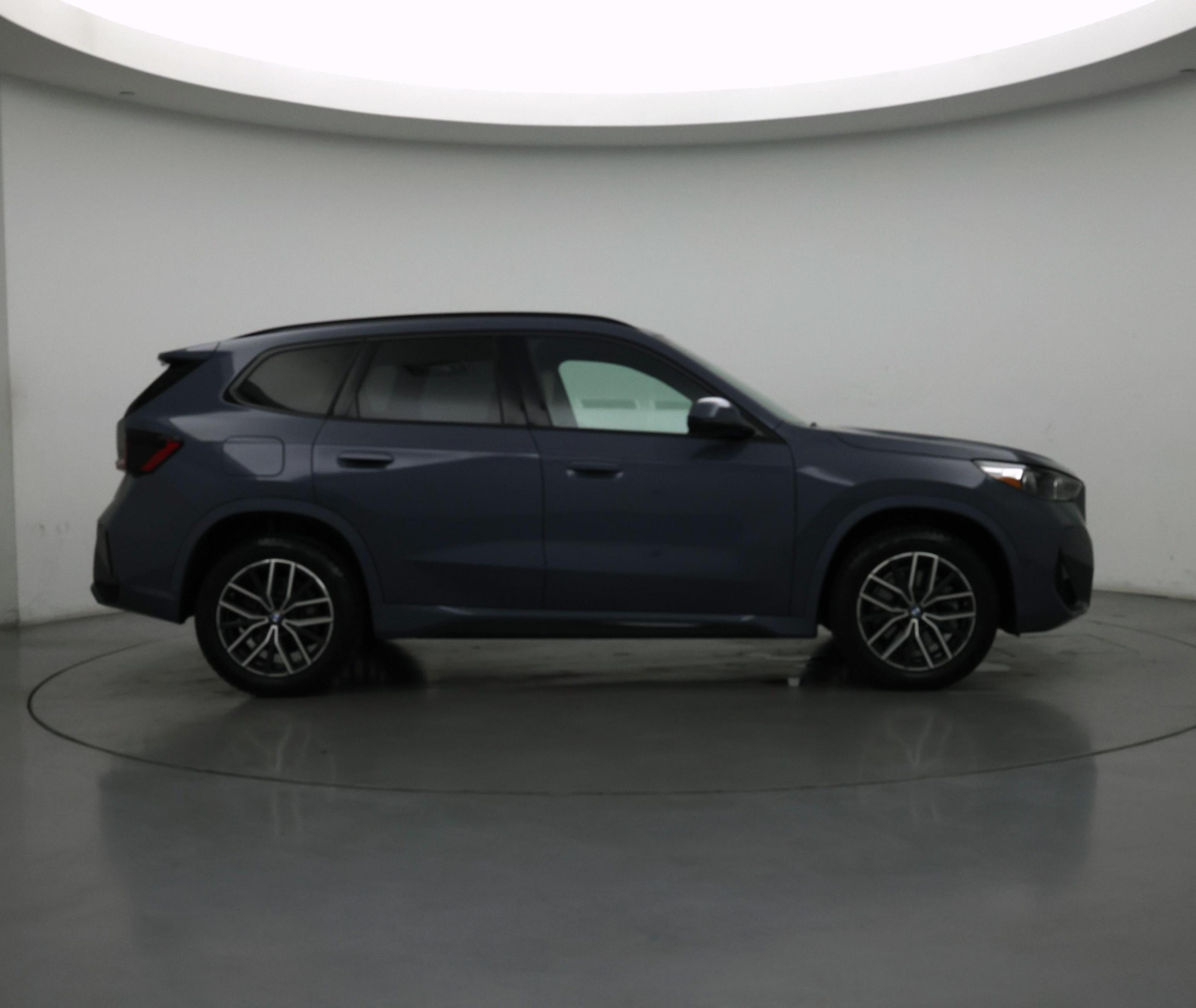Thumbnail: 2023 BMW X1 - 7
