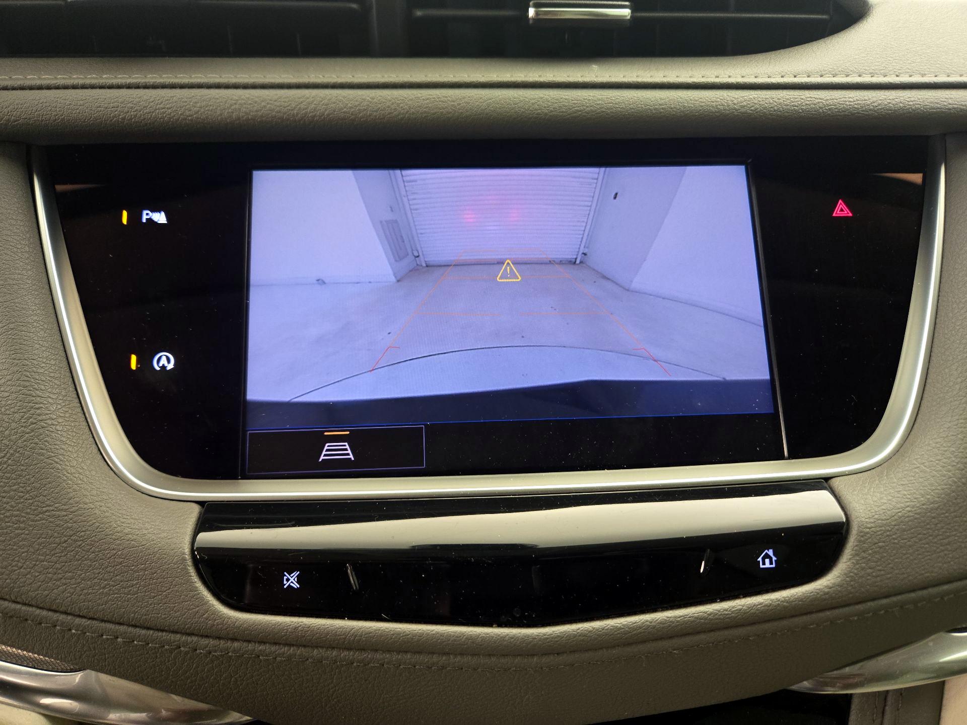 Thumbnail: 2022 Cadillac XT5 - 13