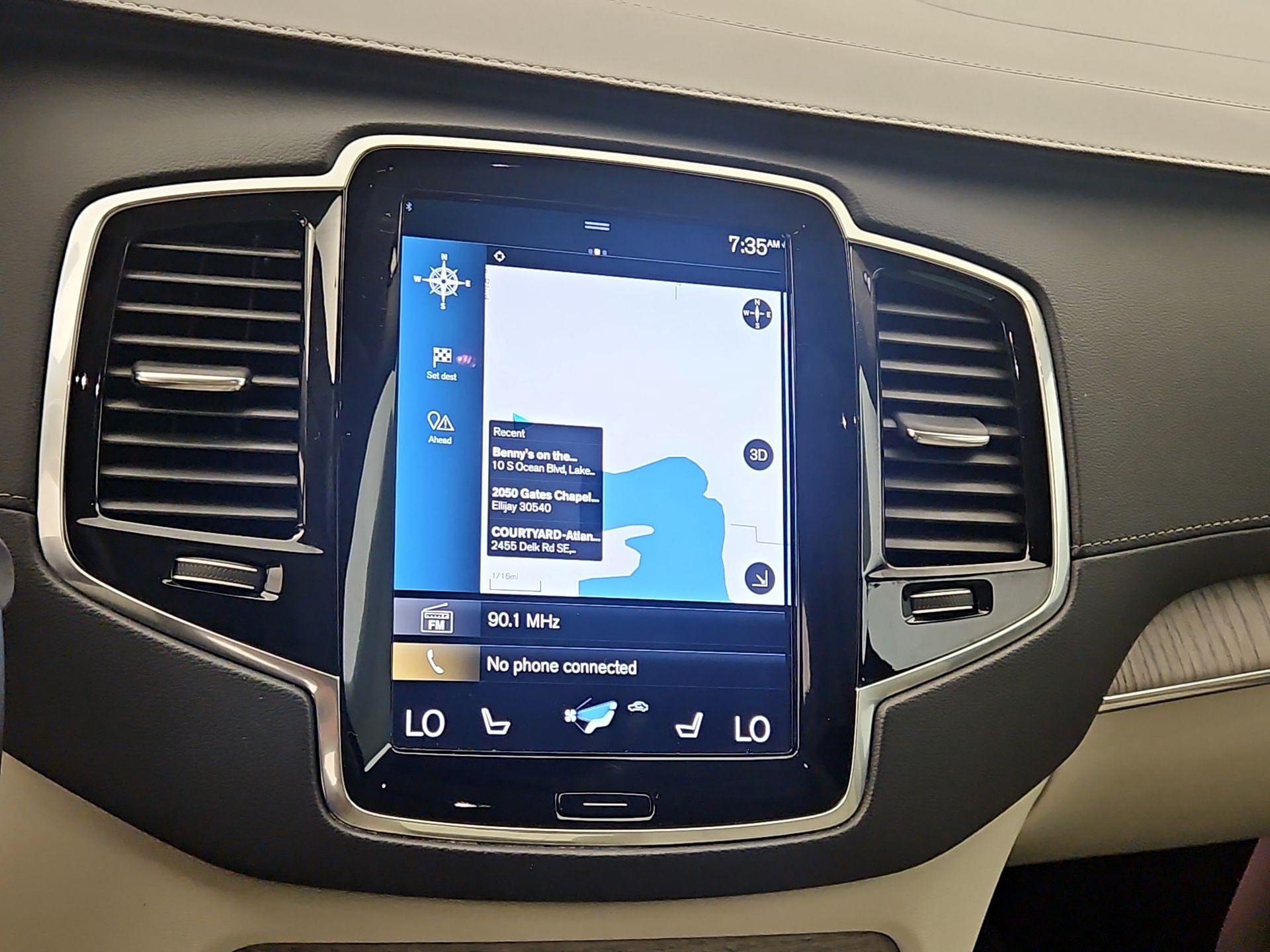 Thumbnail: 2022 Volvo XC90 - 14