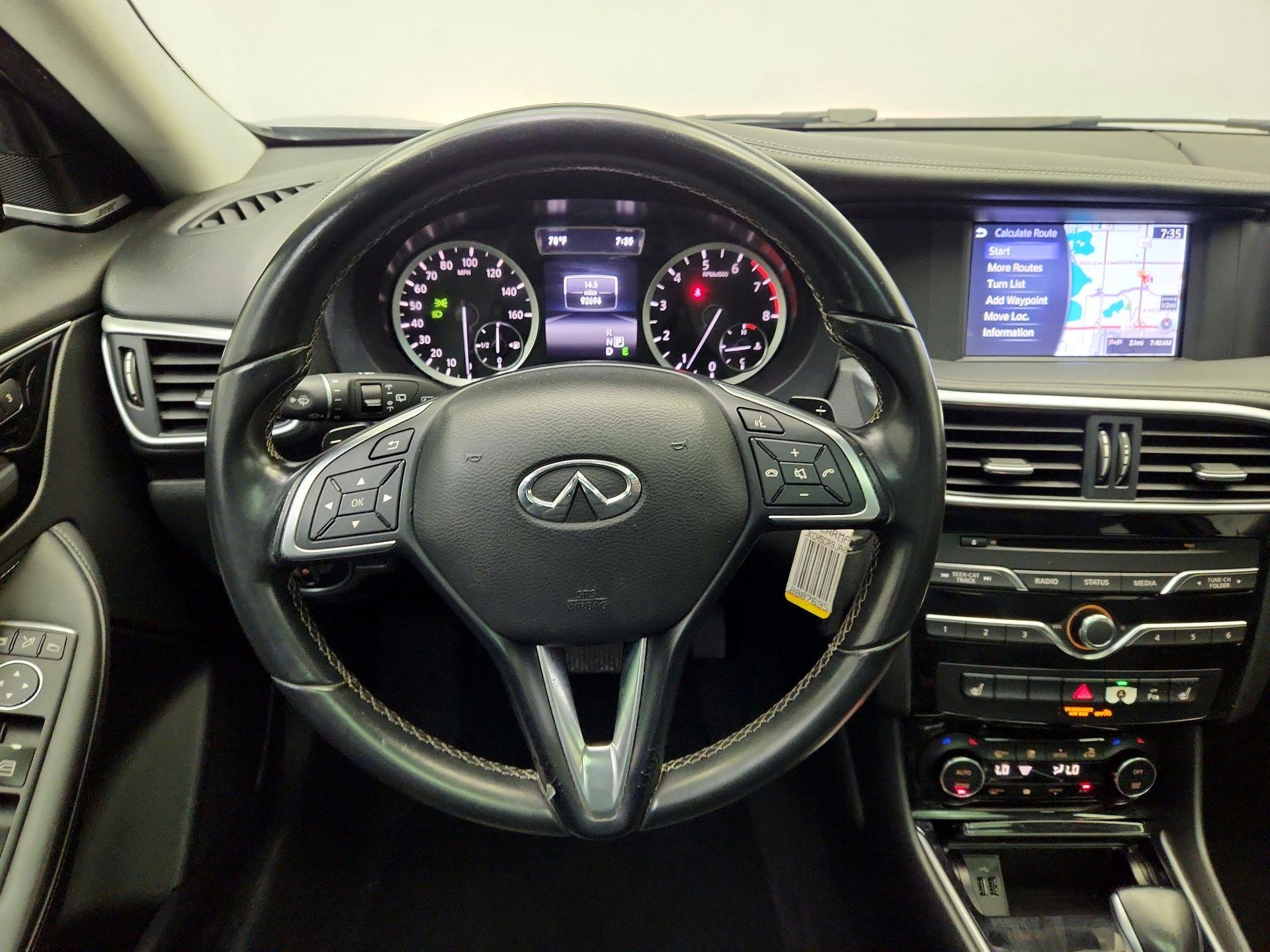 Thumbnail: 2018 INFINITI QX30 - 10