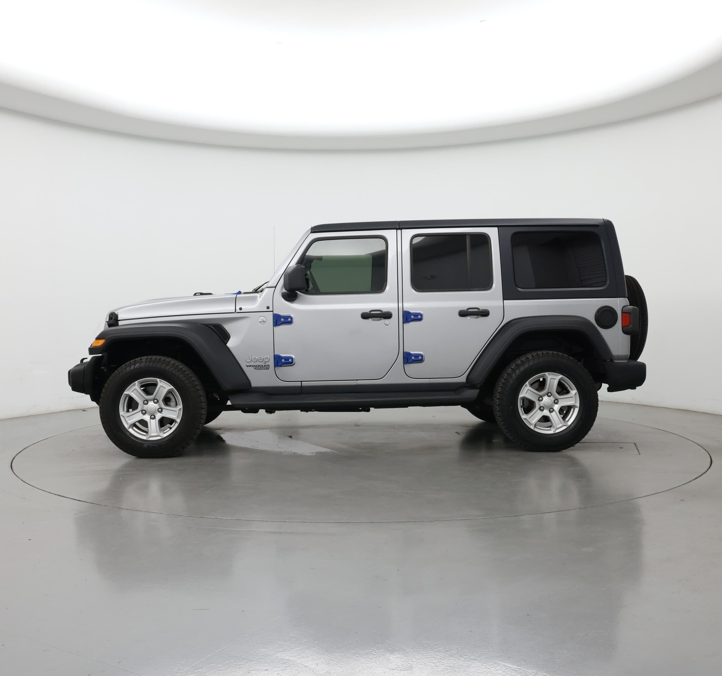 Thumbnail: 2020 Jeep Wrangler - 3