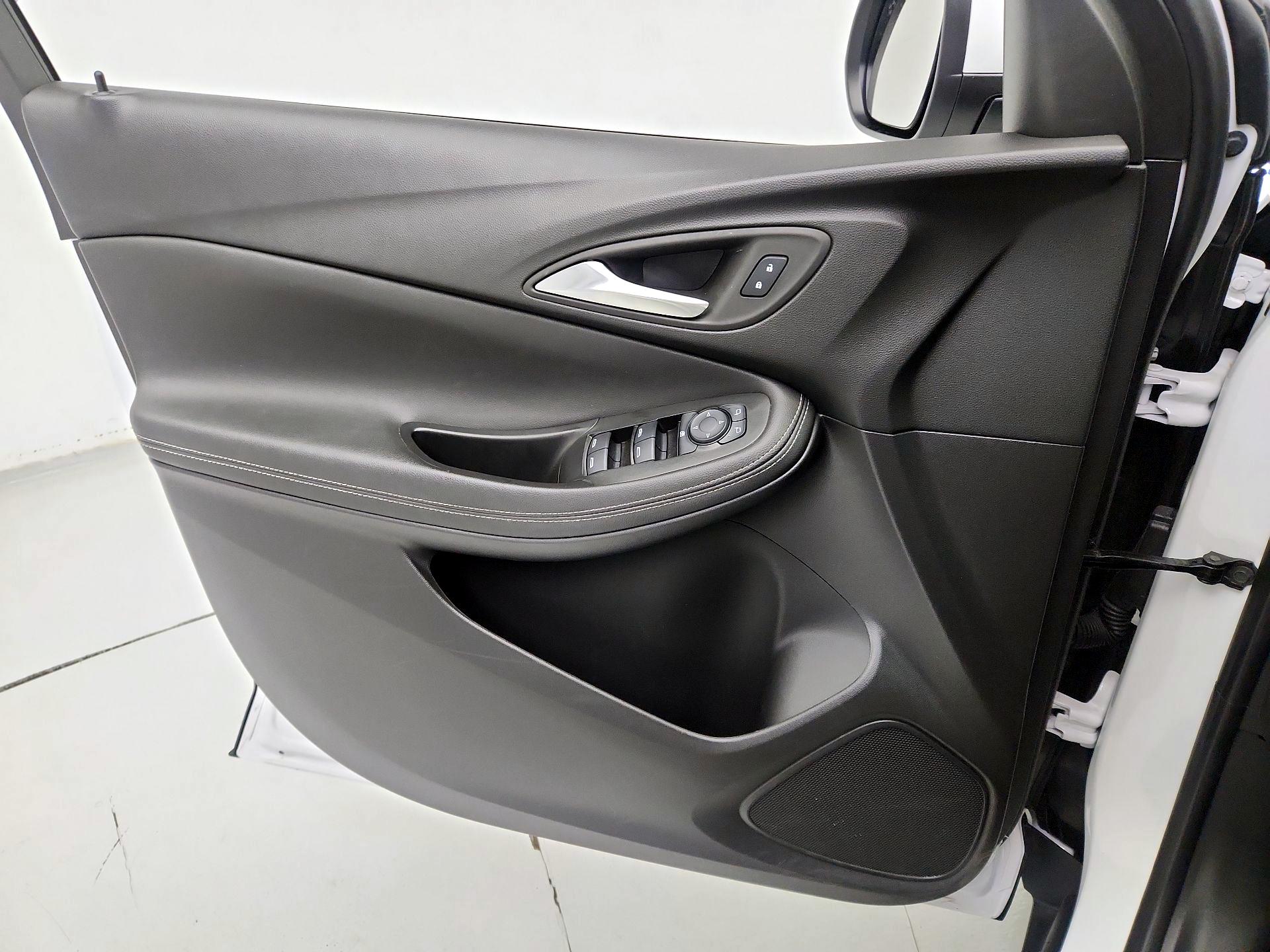 Thumbnail: 2025 Buick Encore GX - 12
