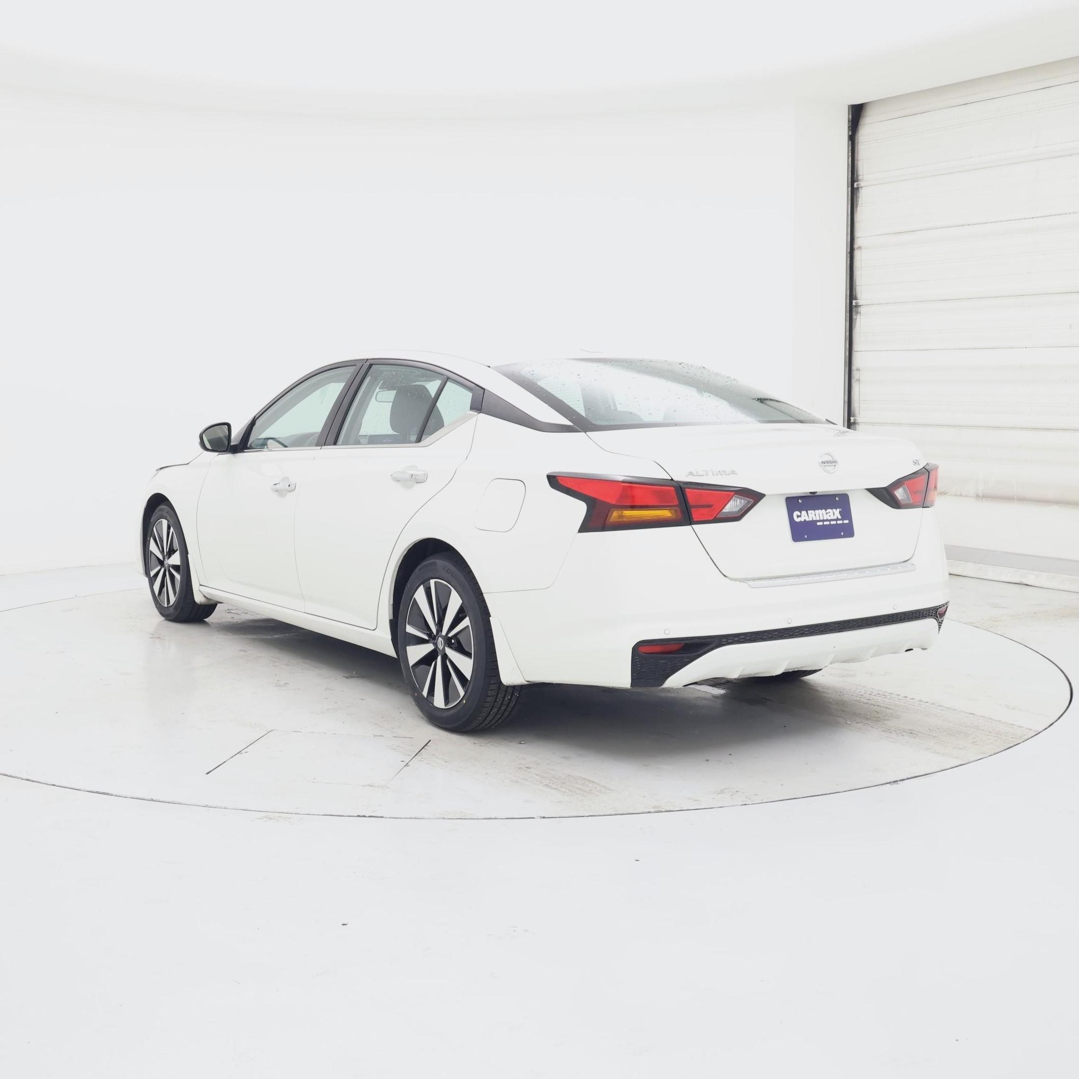 Thumbnail: 2022 Nissan Altima - 2