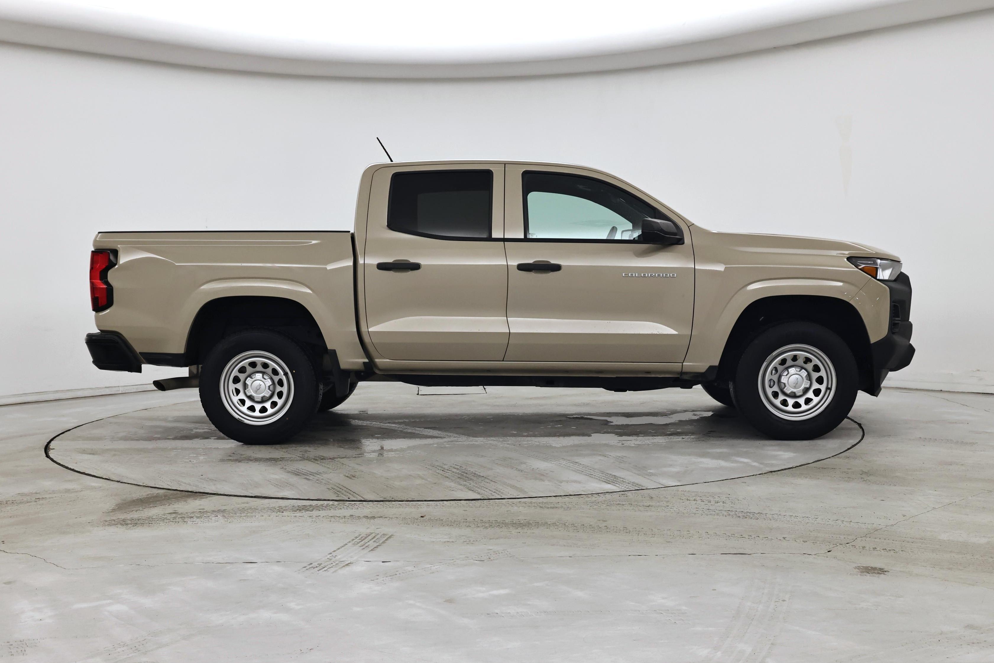 Thumbnail: 2023 Chevrolet Colorado - 7