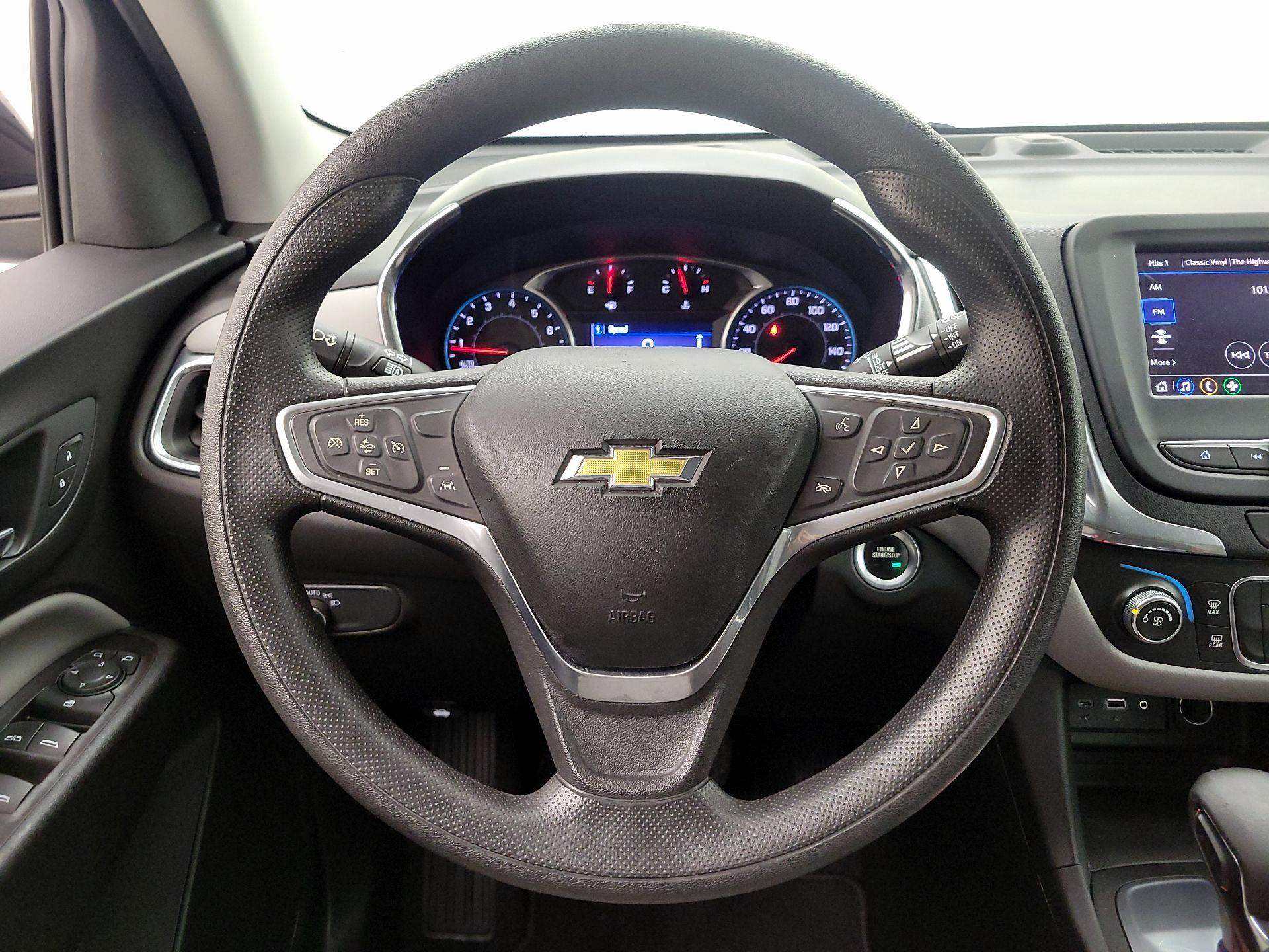 Thumbnail: 2022 Chevrolet Equinox - 10