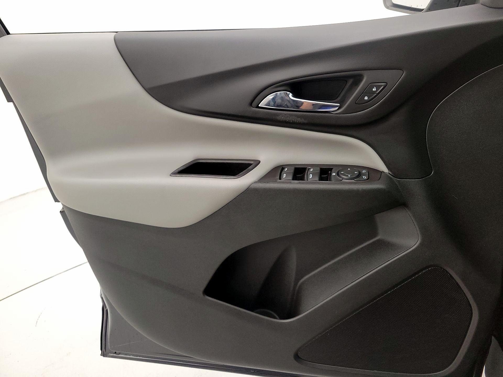 Thumbnail: 2022 Chevrolet Equinox - 12