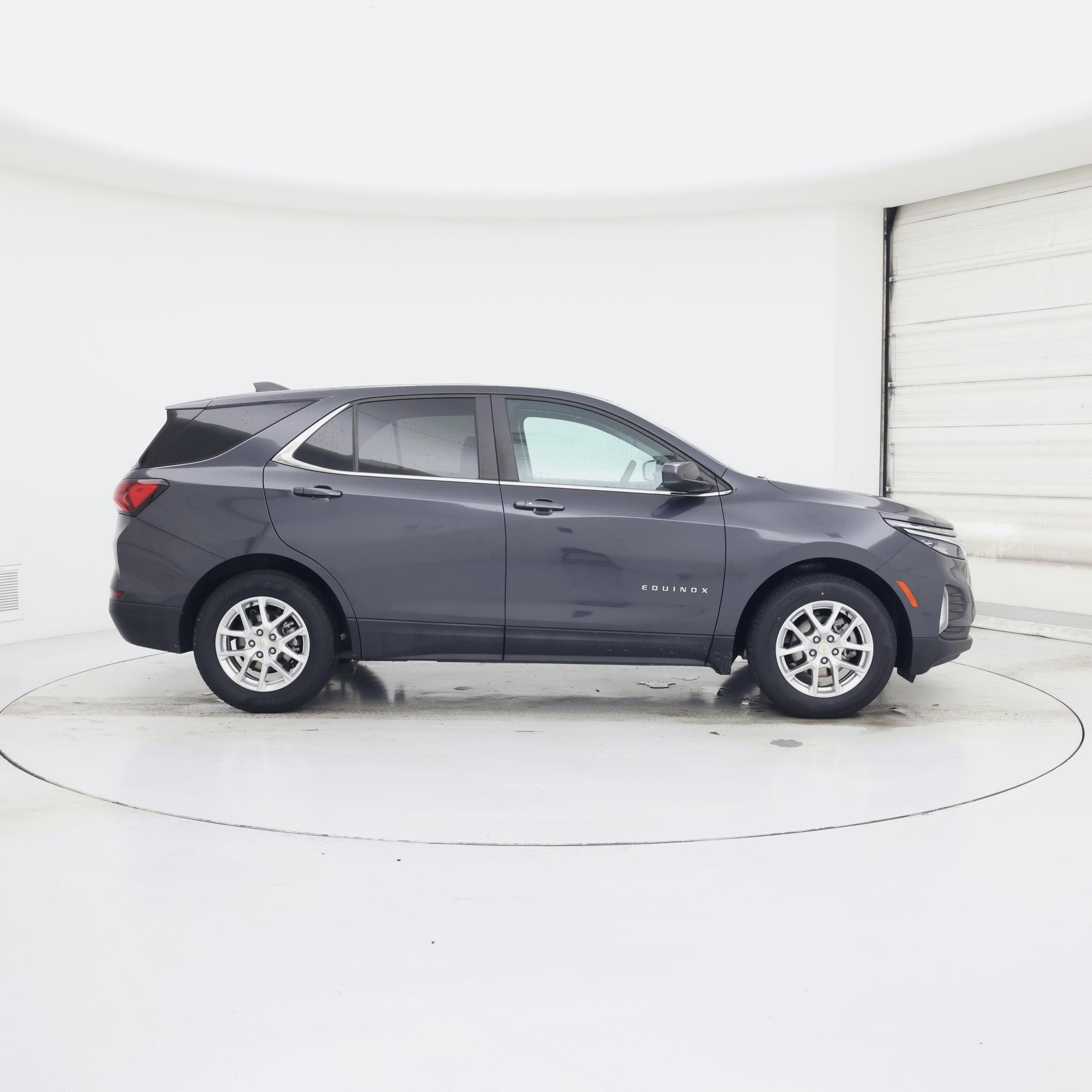 Thumbnail: 2022 Chevrolet Equinox - 7