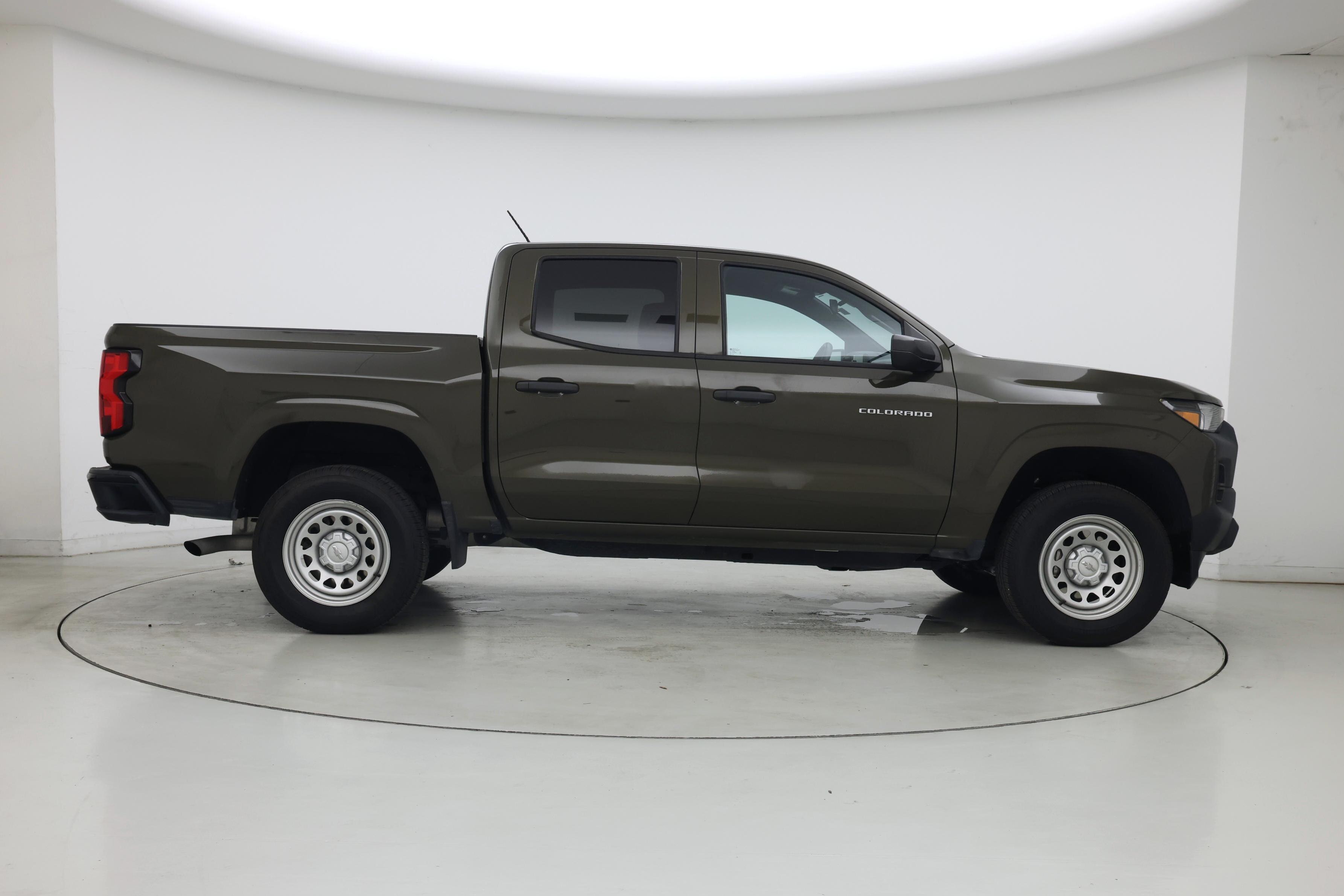Thumbnail: 2023 Chevrolet Colorado - 7