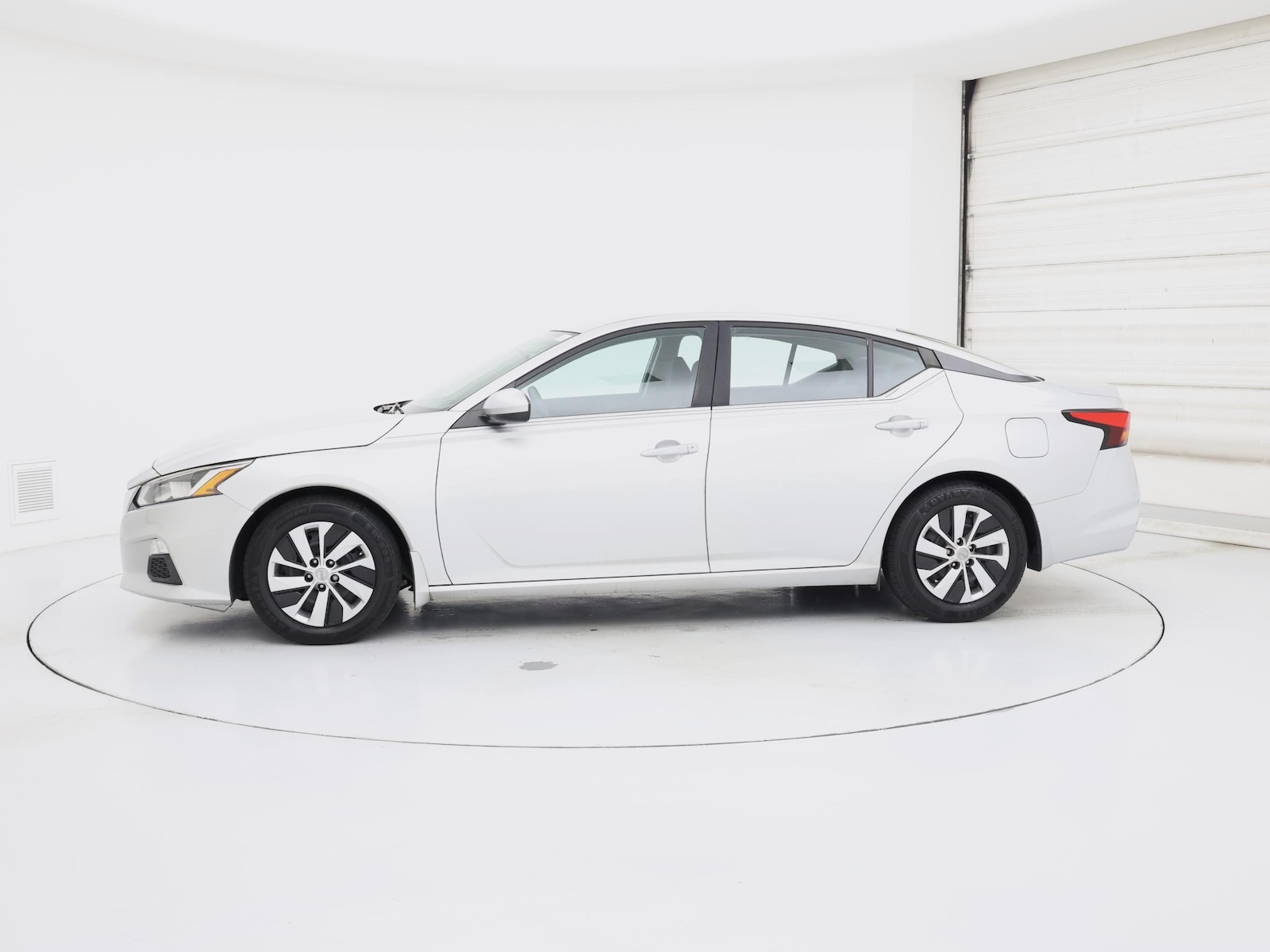 2020 Nissan Altima S - Photo 4