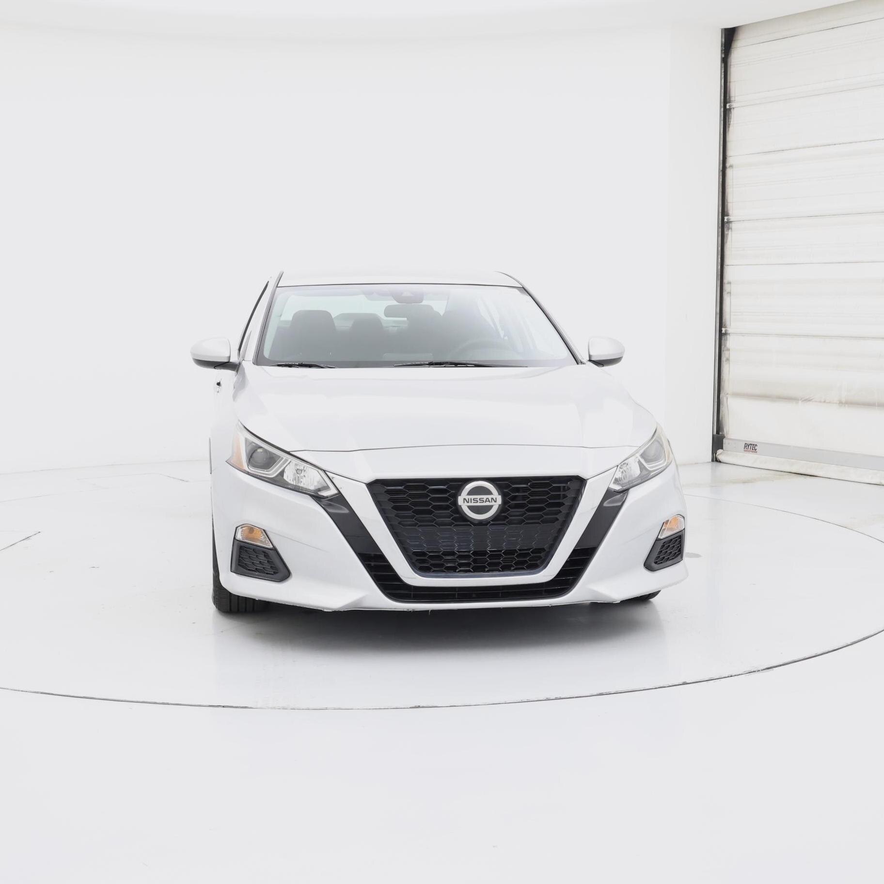 Thumbnail: 2020 Nissan Altima - 5