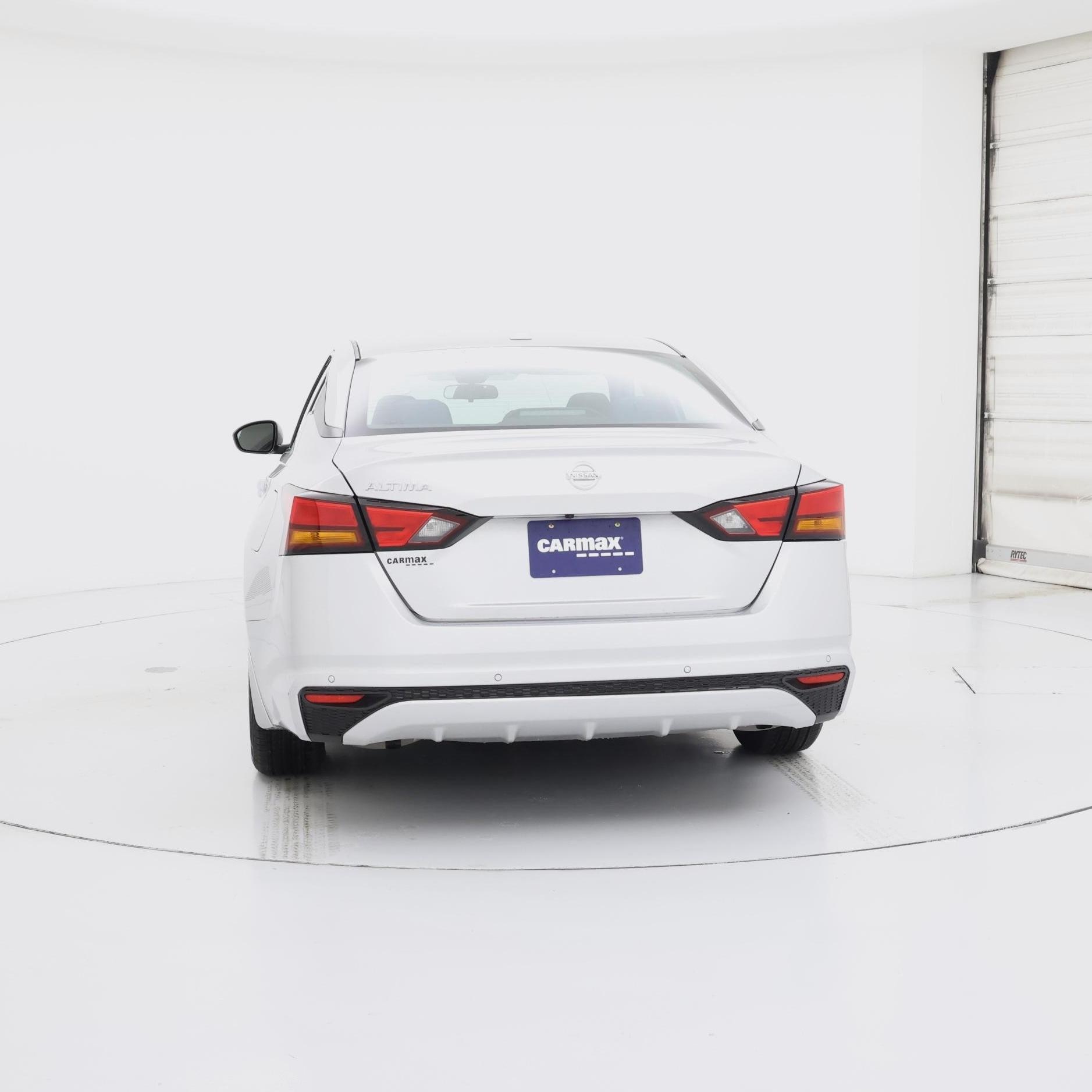 Thumbnail: 2020 Nissan Altima - 6