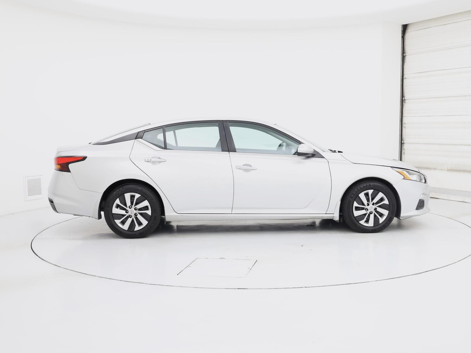 2020 Nissan Altima S - Photo 8