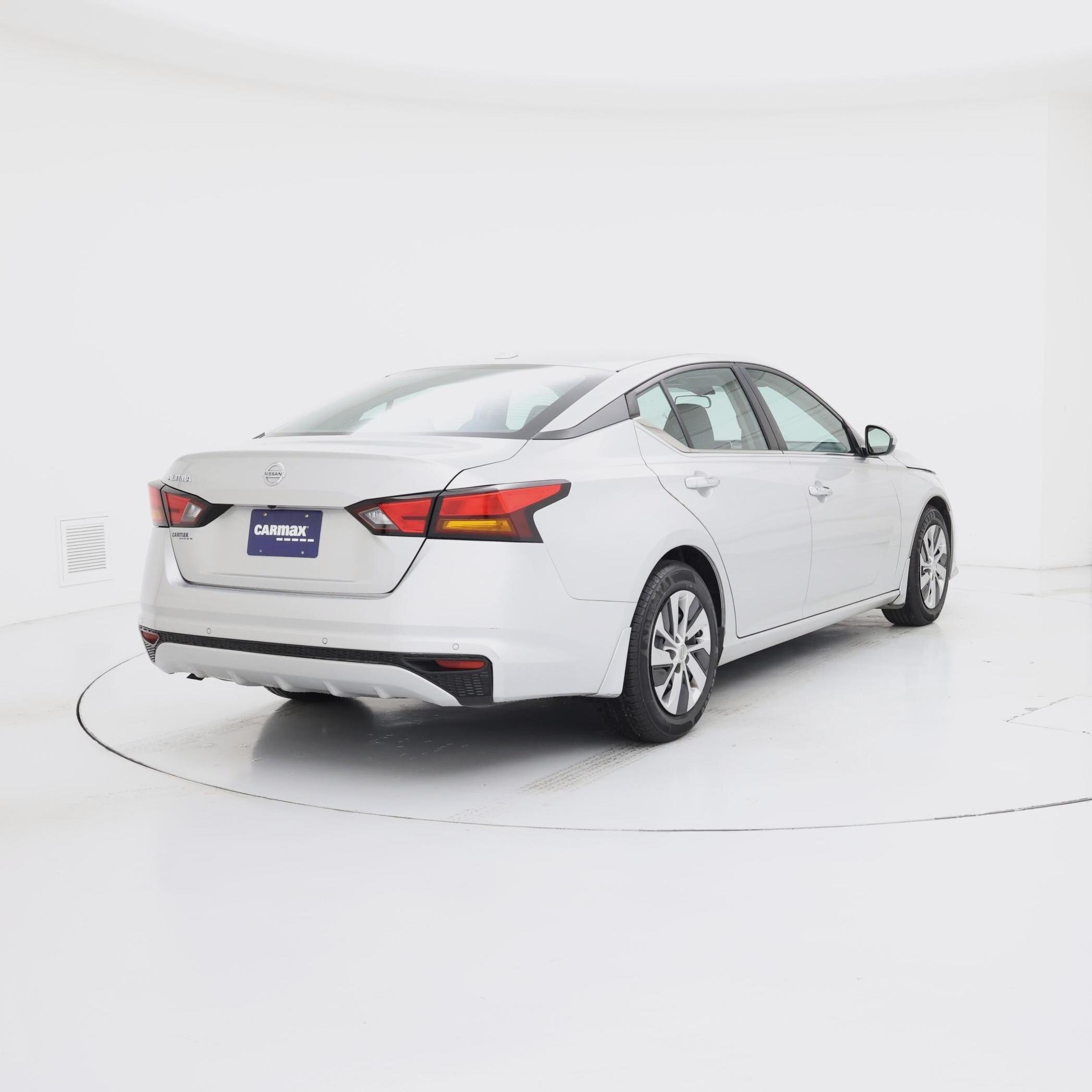 Thumbnail: 2020 Nissan Altima - 8