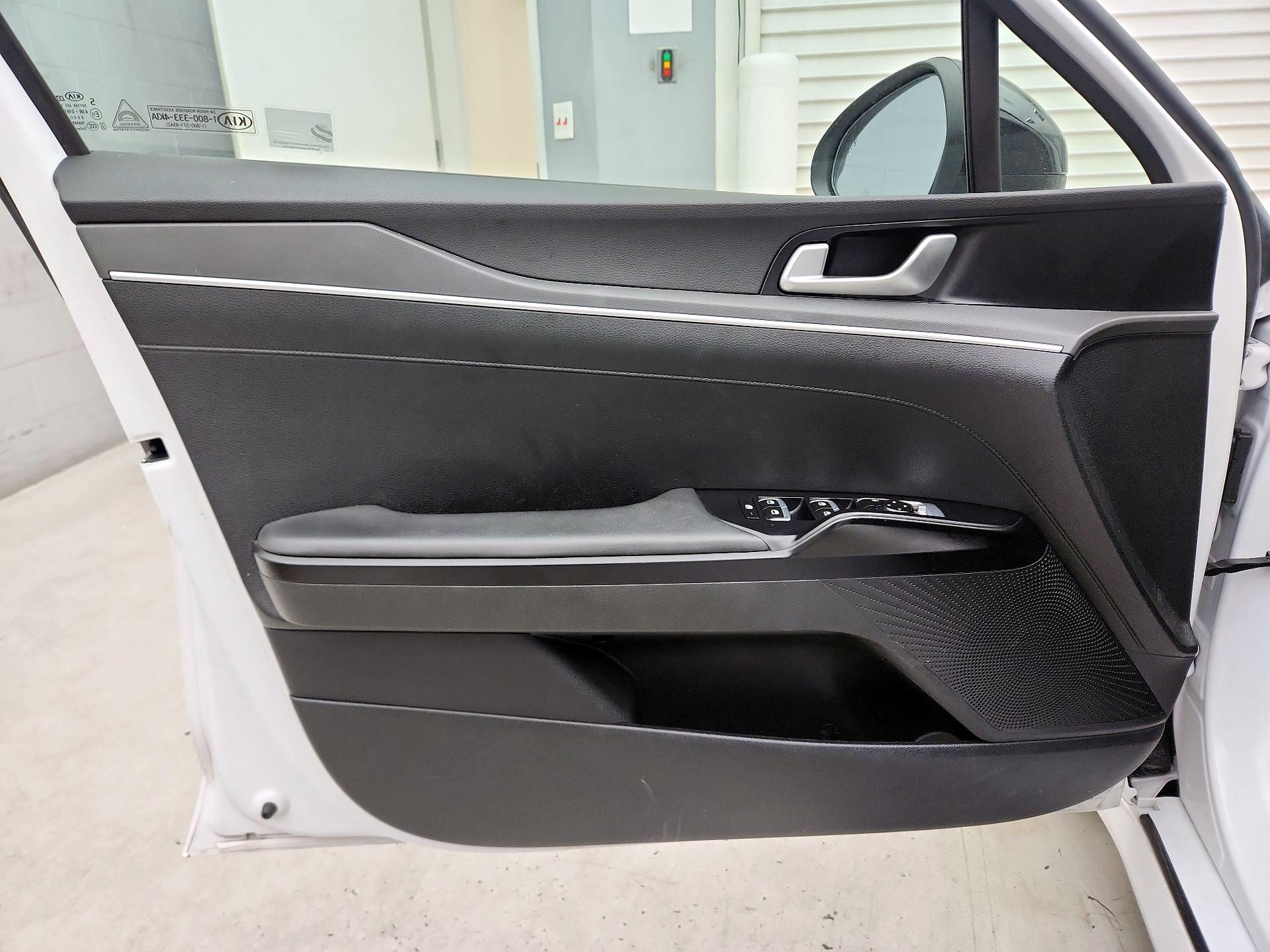 Thumbnail: 2021 Kia K5 - 12