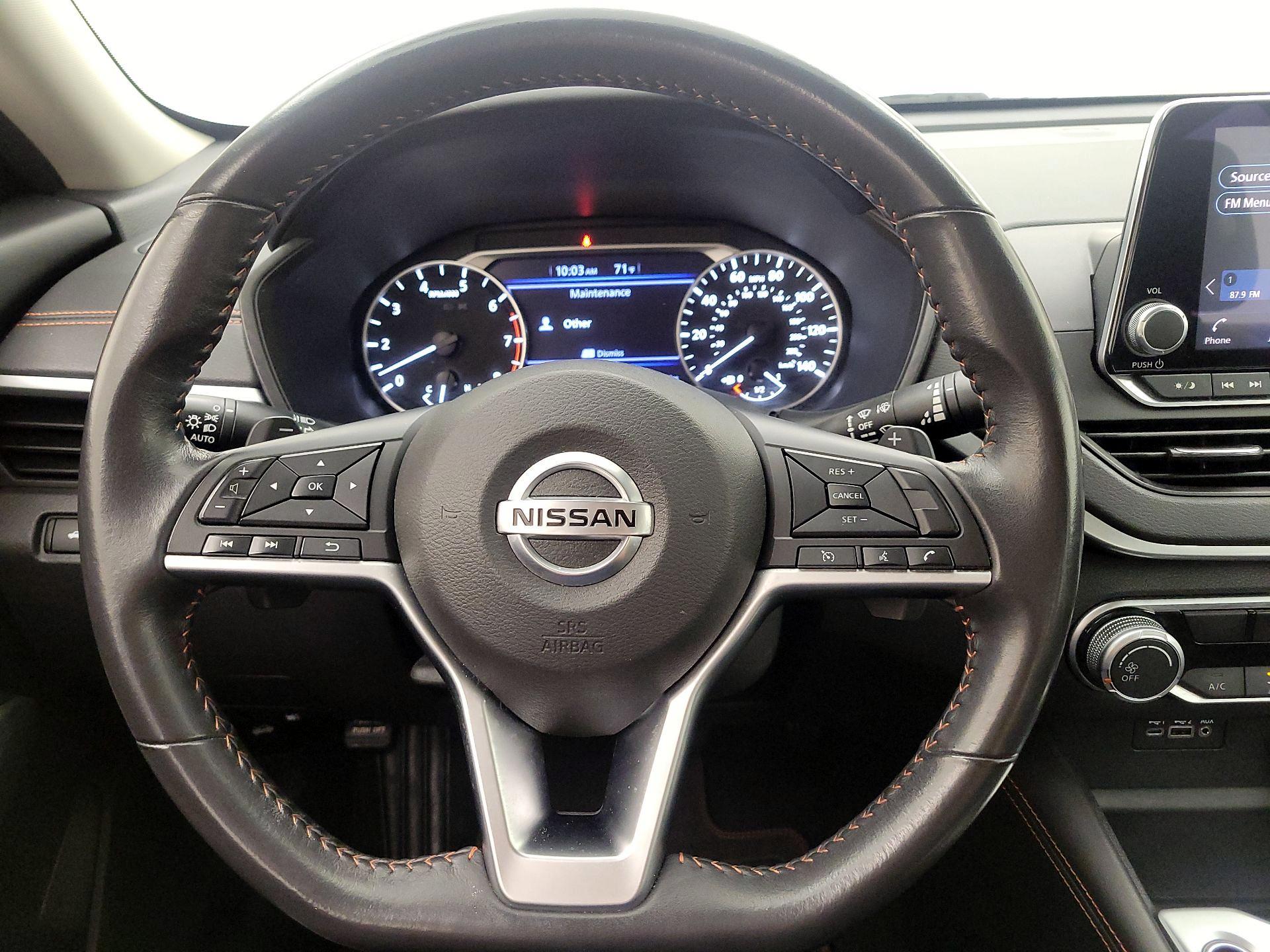 Thumbnail: 2022 Nissan Altima - 10
